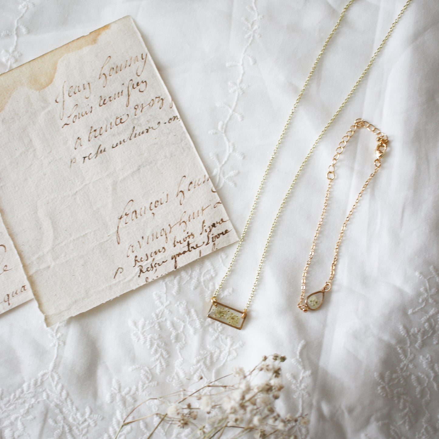 Daisy Brooke Necklace