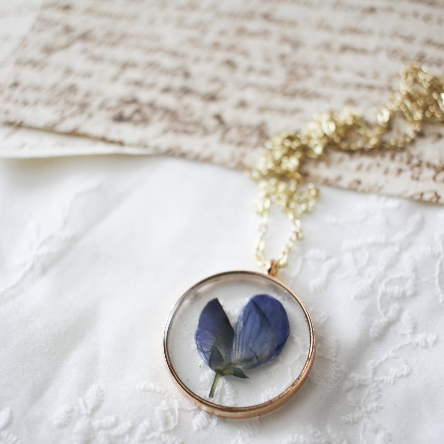 Laurie Laurence Pendant
