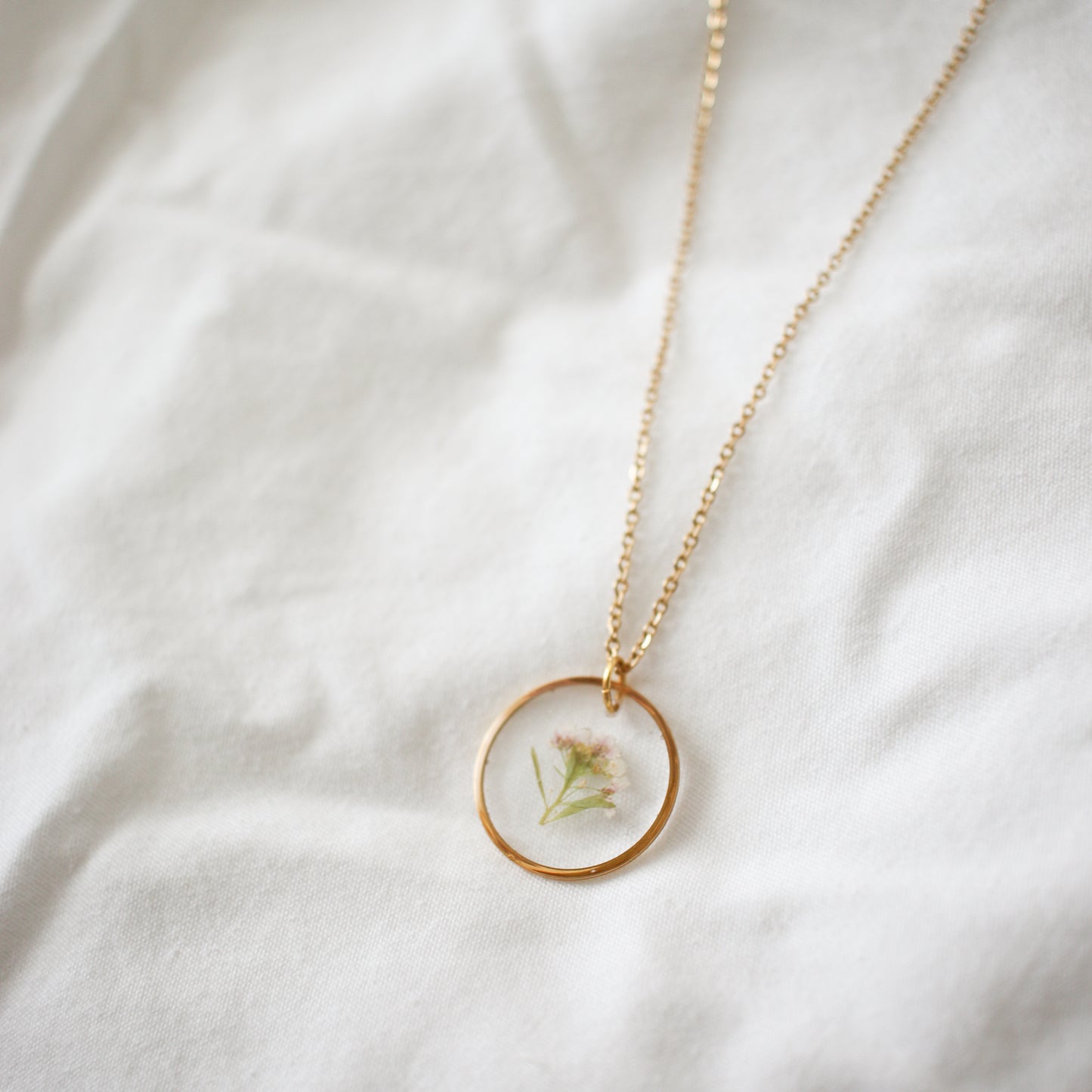 Circle Necklace with Sweet Alyssum
