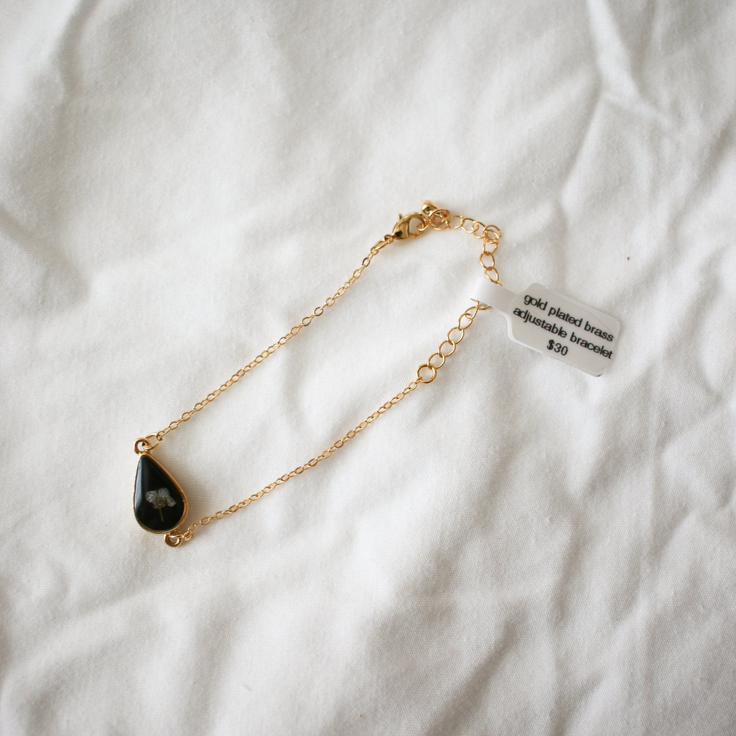 Black Teardrop Bracelet with Alyssum