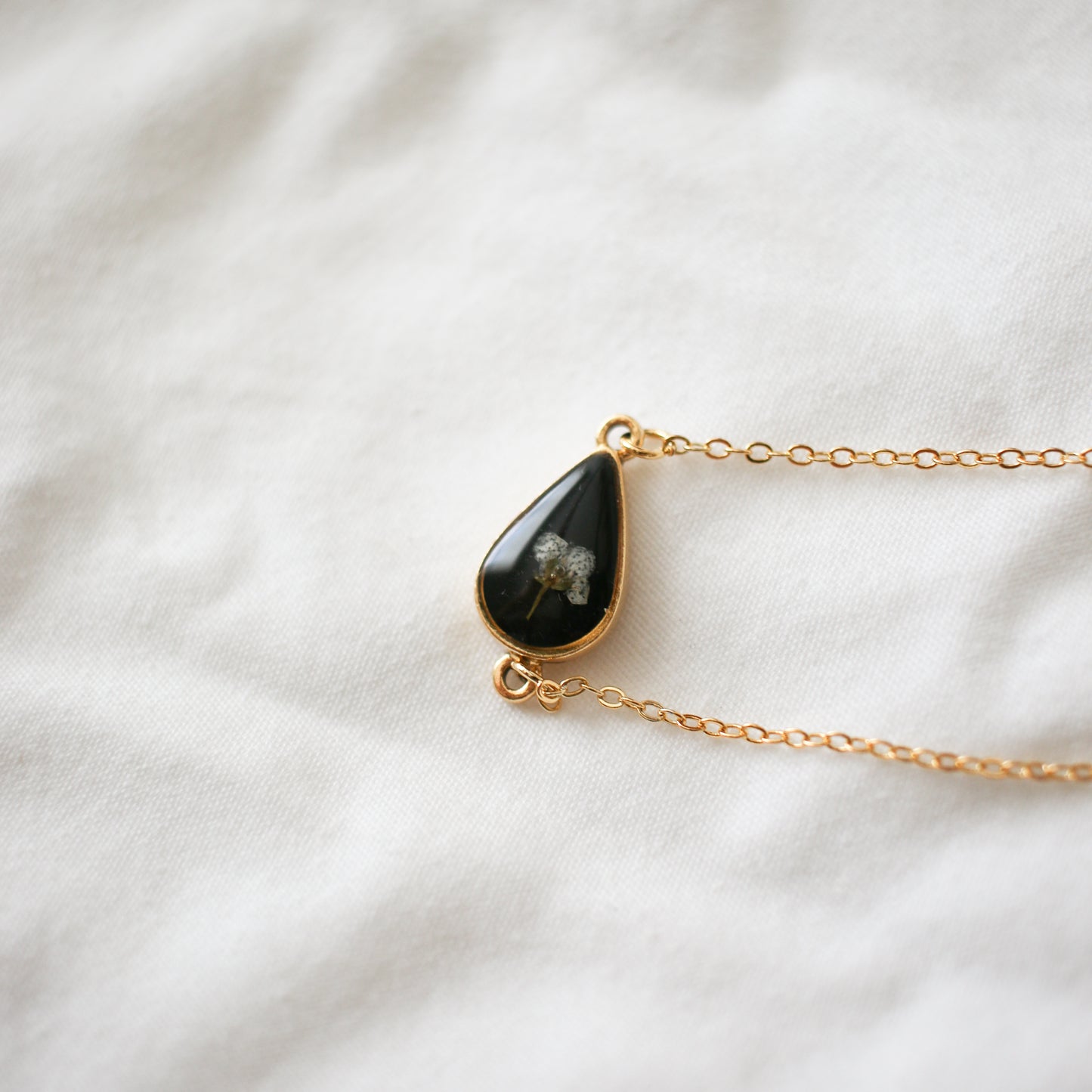 Black Teardrop Bracelet with Alyssum