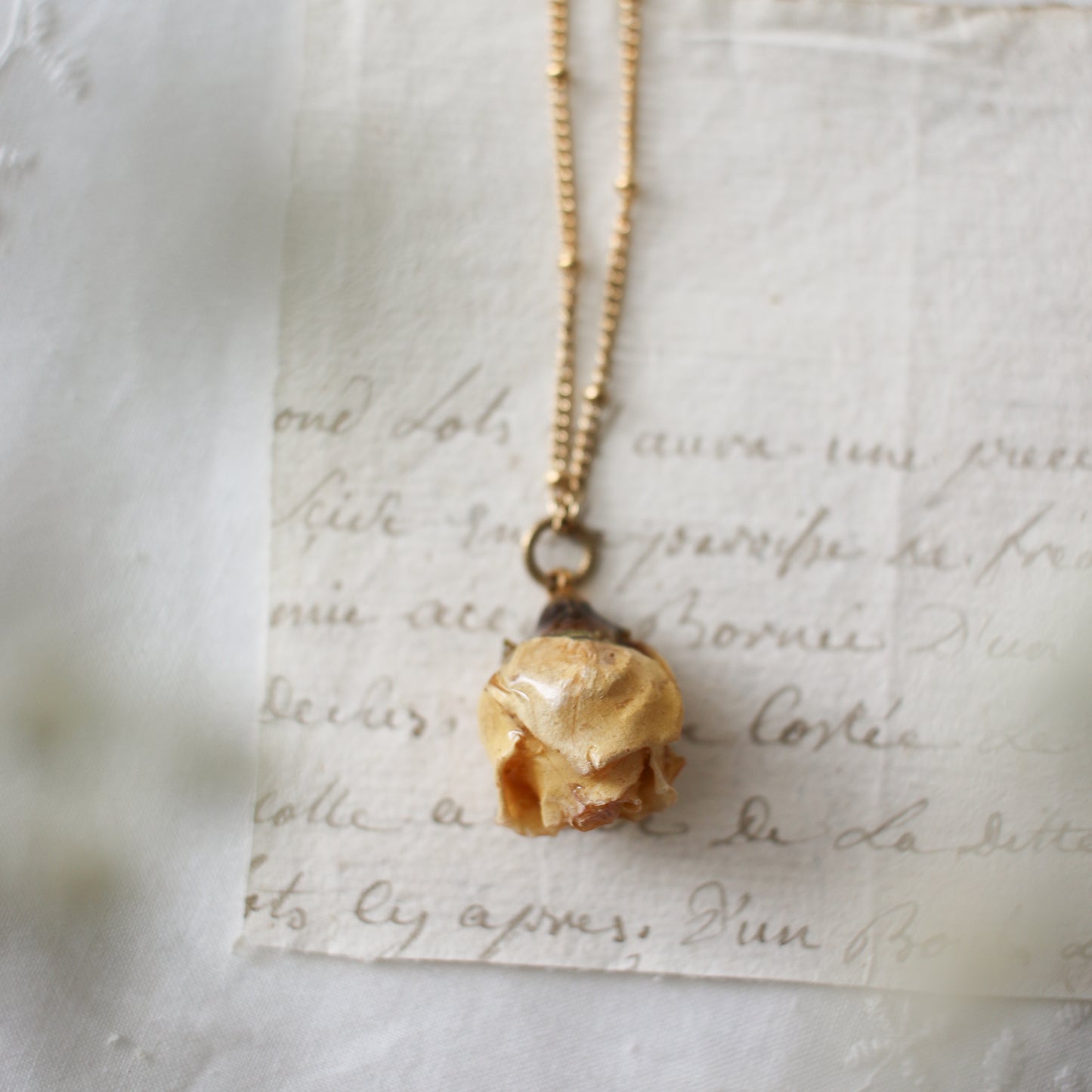 Garden Rose Necklace in Honey