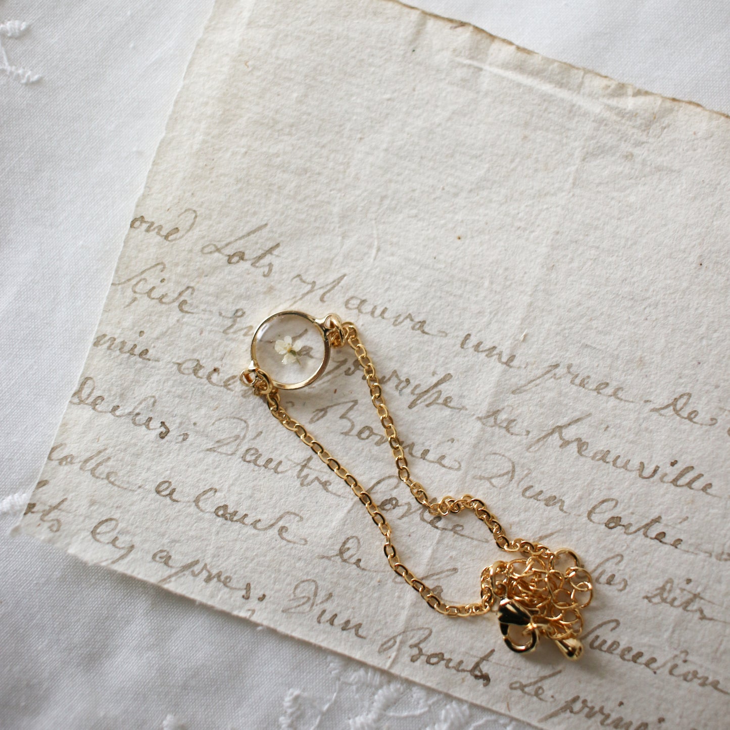Mary Lennox Bracelet (16k gold plated brass)