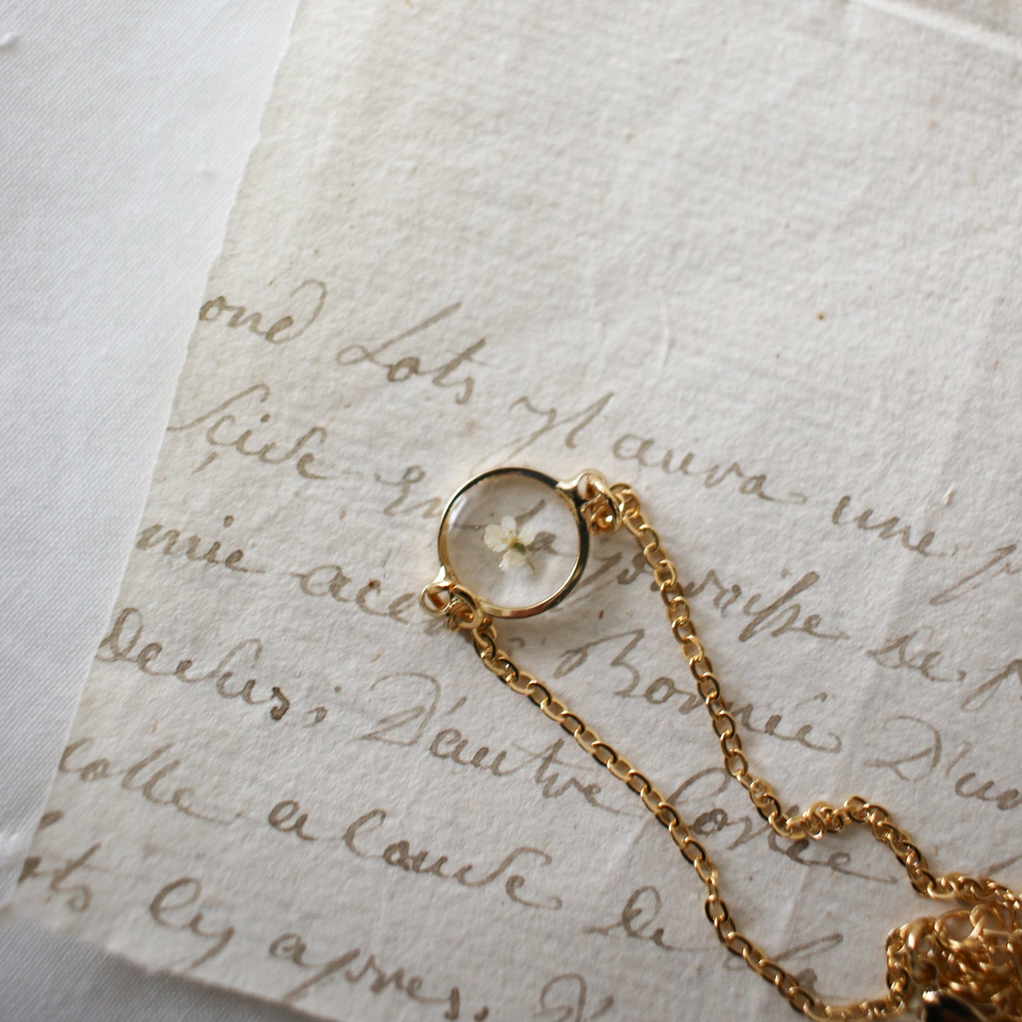 Mary Lennox Bracelet (16k gold plated brass)