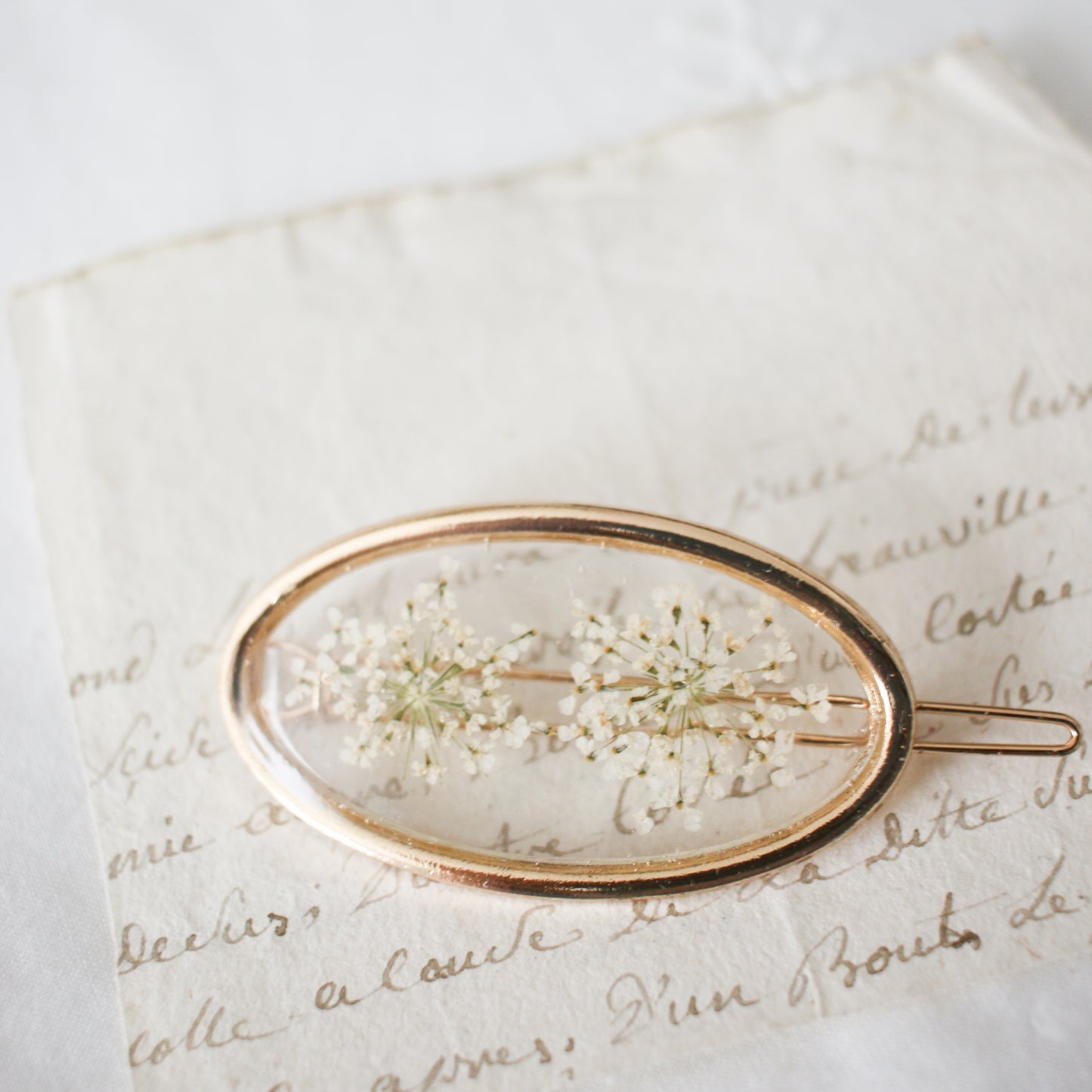 Garden Hair Clip Oval in Antique White