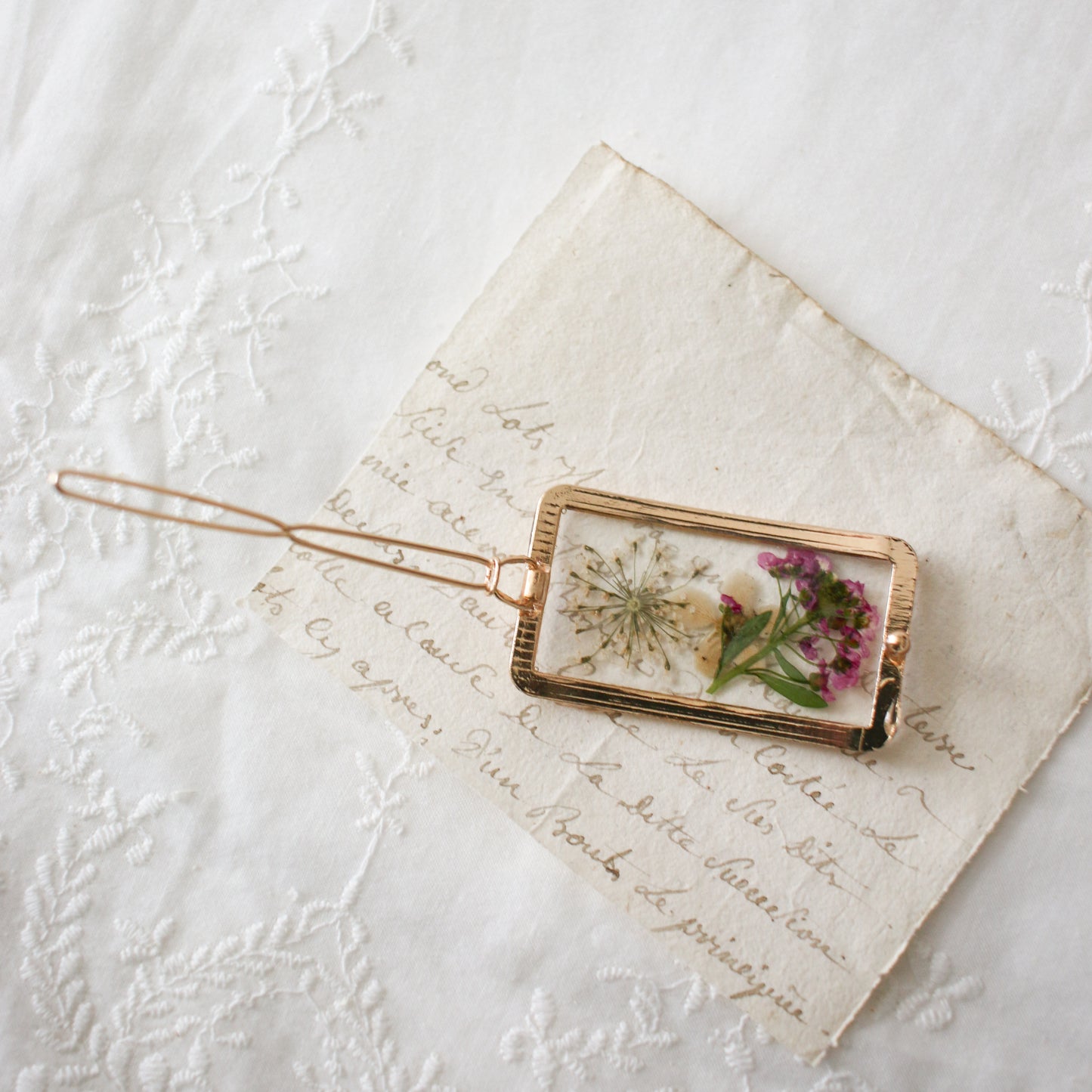 Garden Hair Clip in Romantic Pink