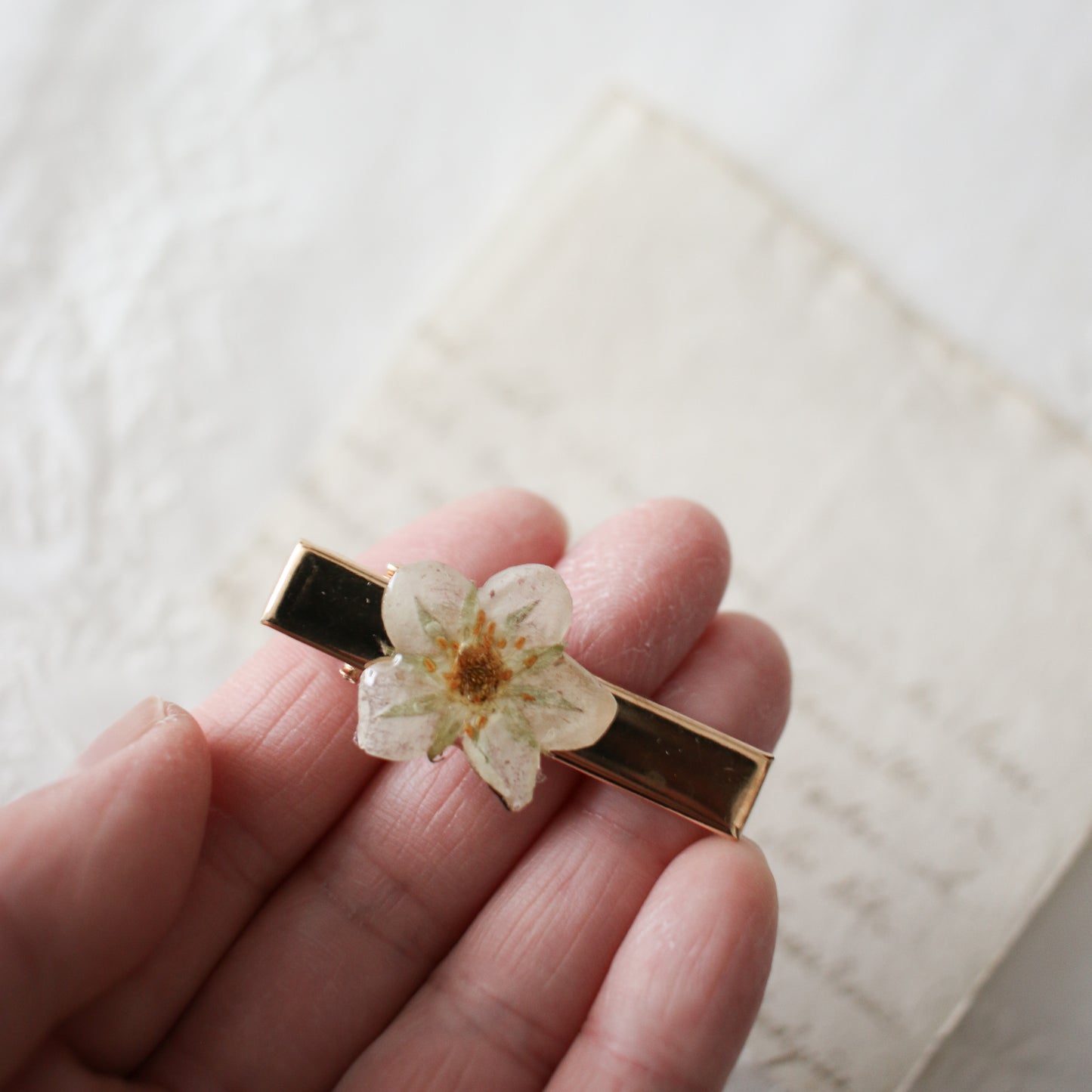 Petite Garden Hair Clip in Antique White
