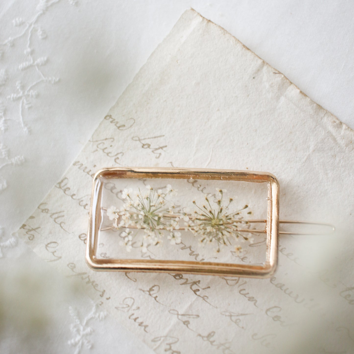 Garden Hair Clip in Antique White