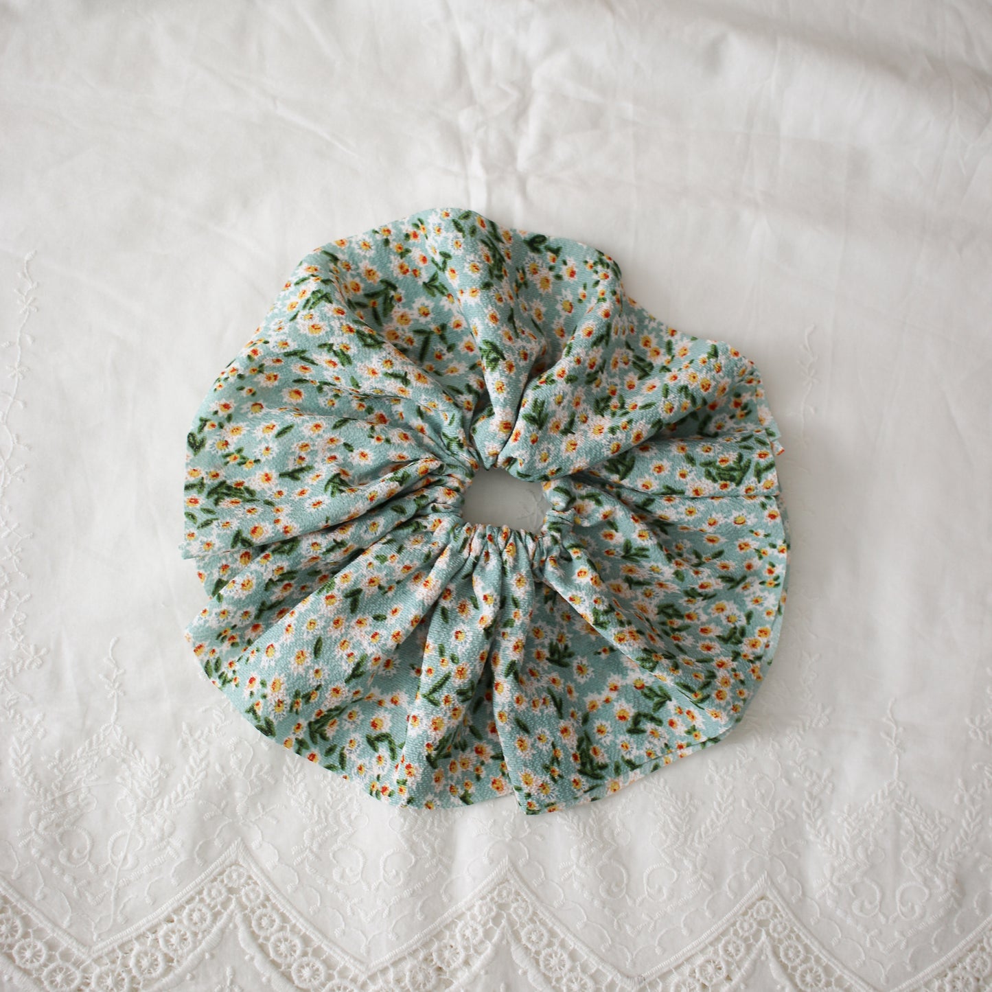 Garden Oversized Scrunchie