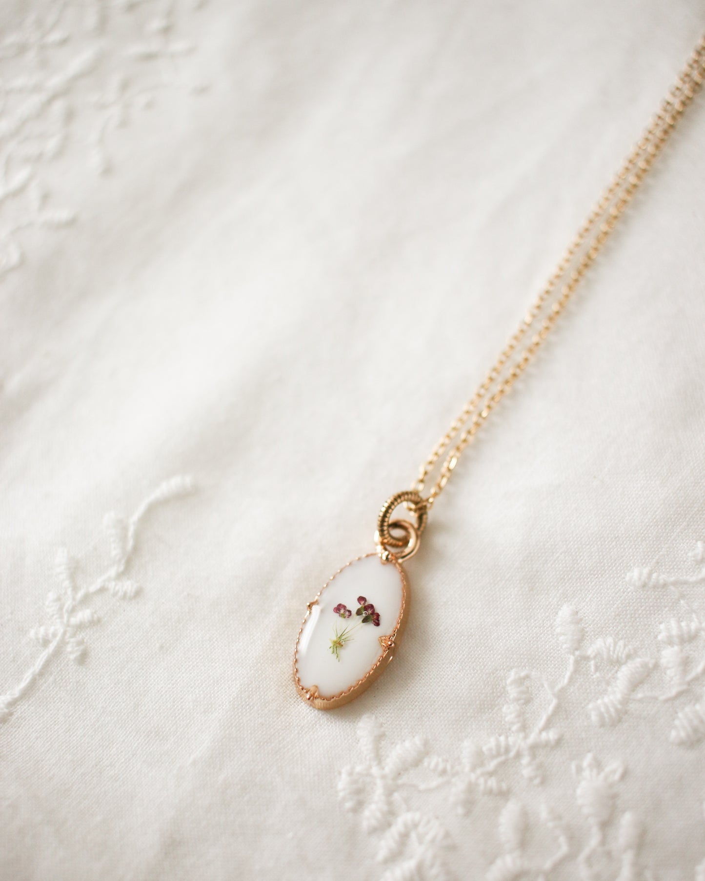 The Lydia Necklace (chocolate Queen Anne's lace)