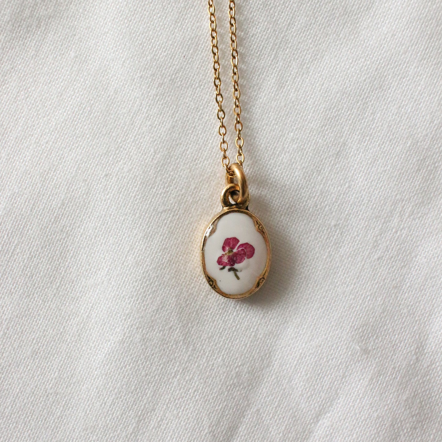 Imperfect Diana with Pink Alyssum