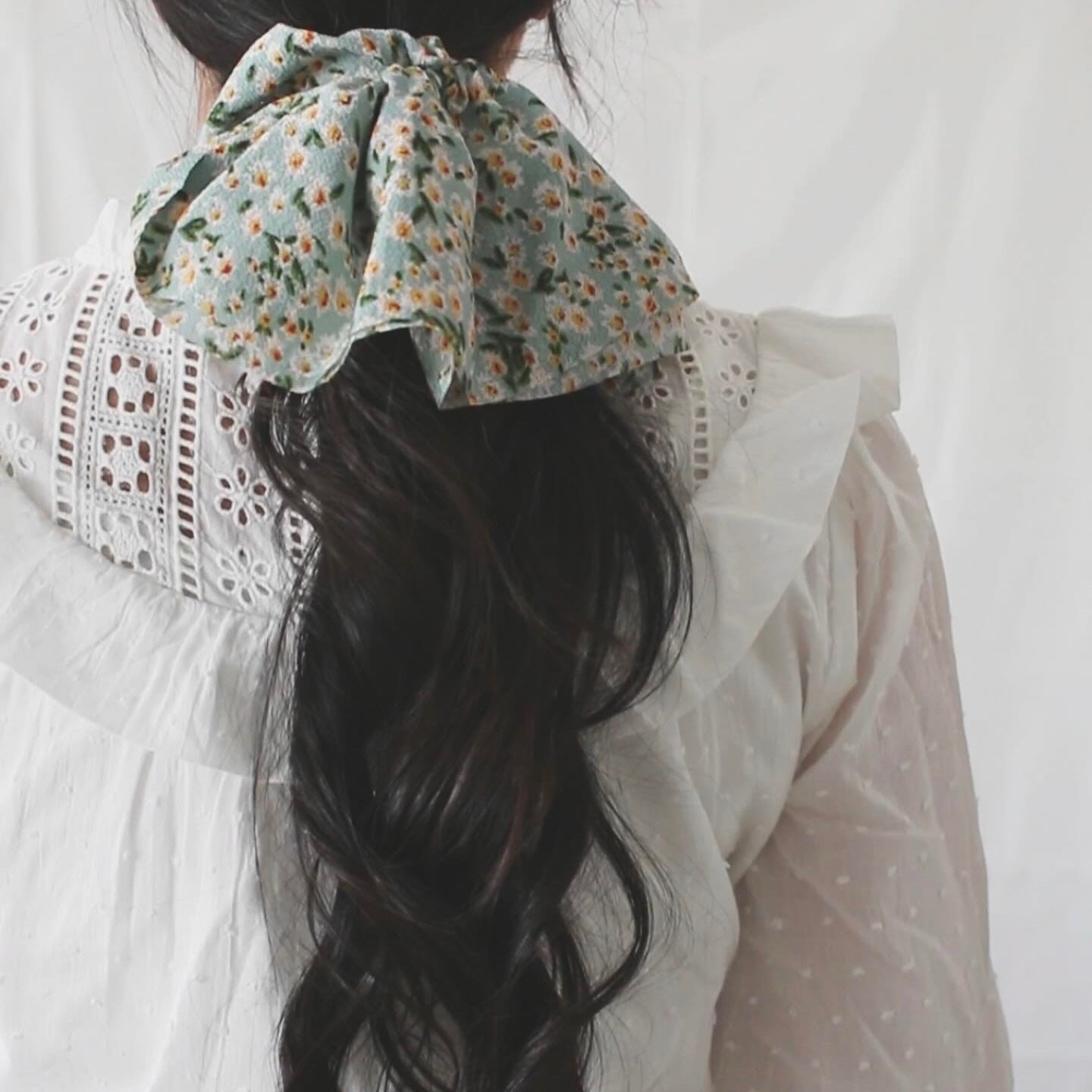 Garden Oversized Scrunchie