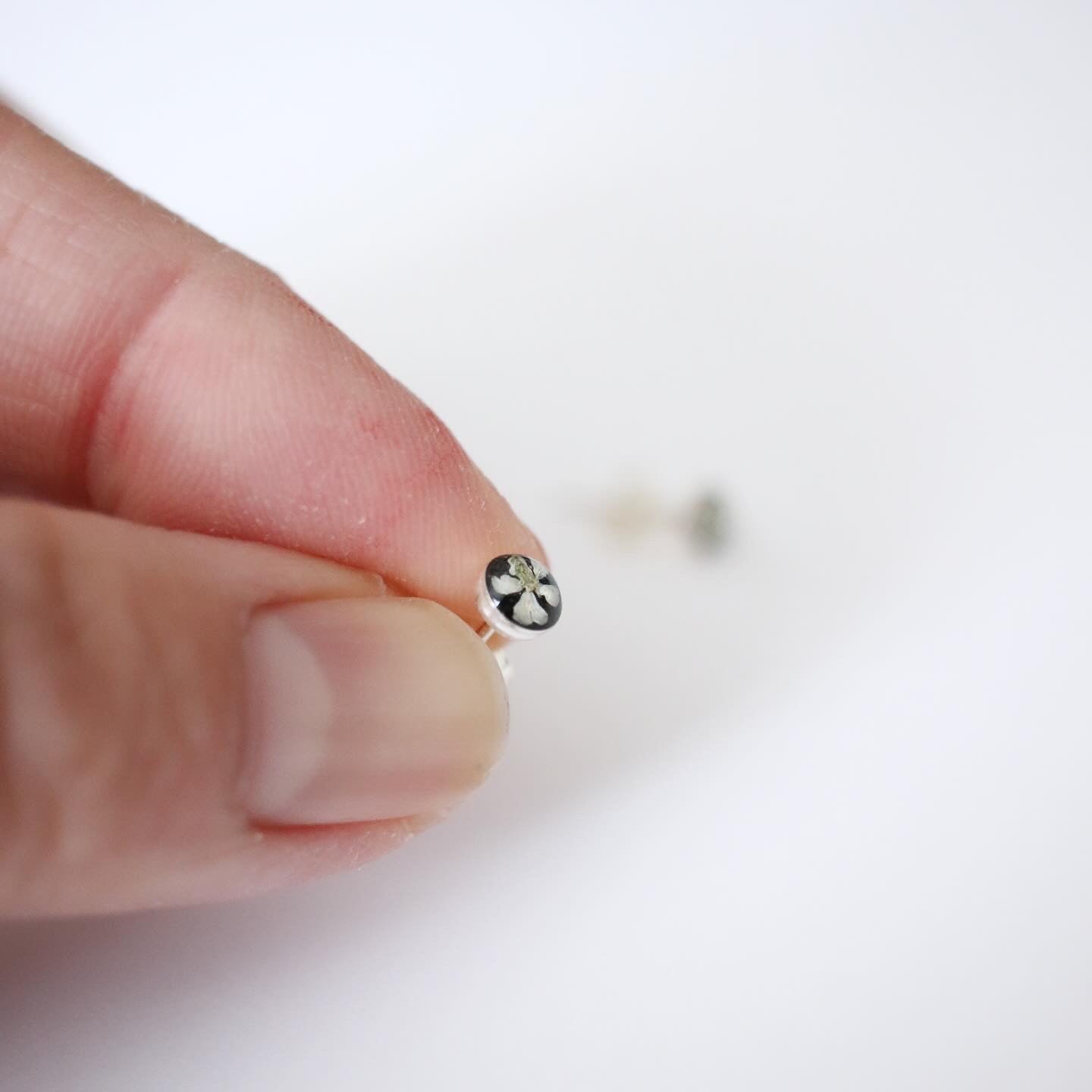 Silver Tiny Fleurs Earring Studs
