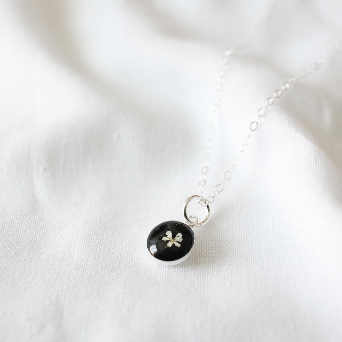 Silver Fleur Tiny Circle Pendant