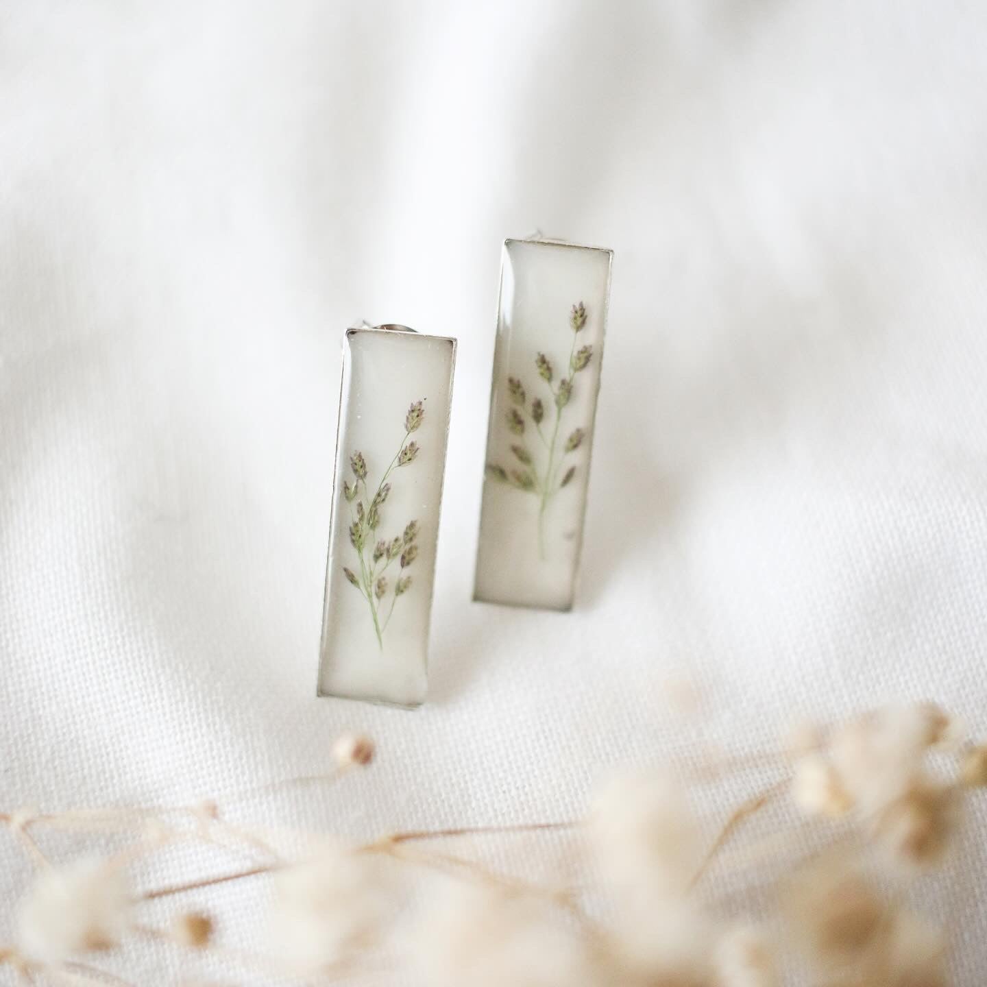 Winter Fields Bar Studs