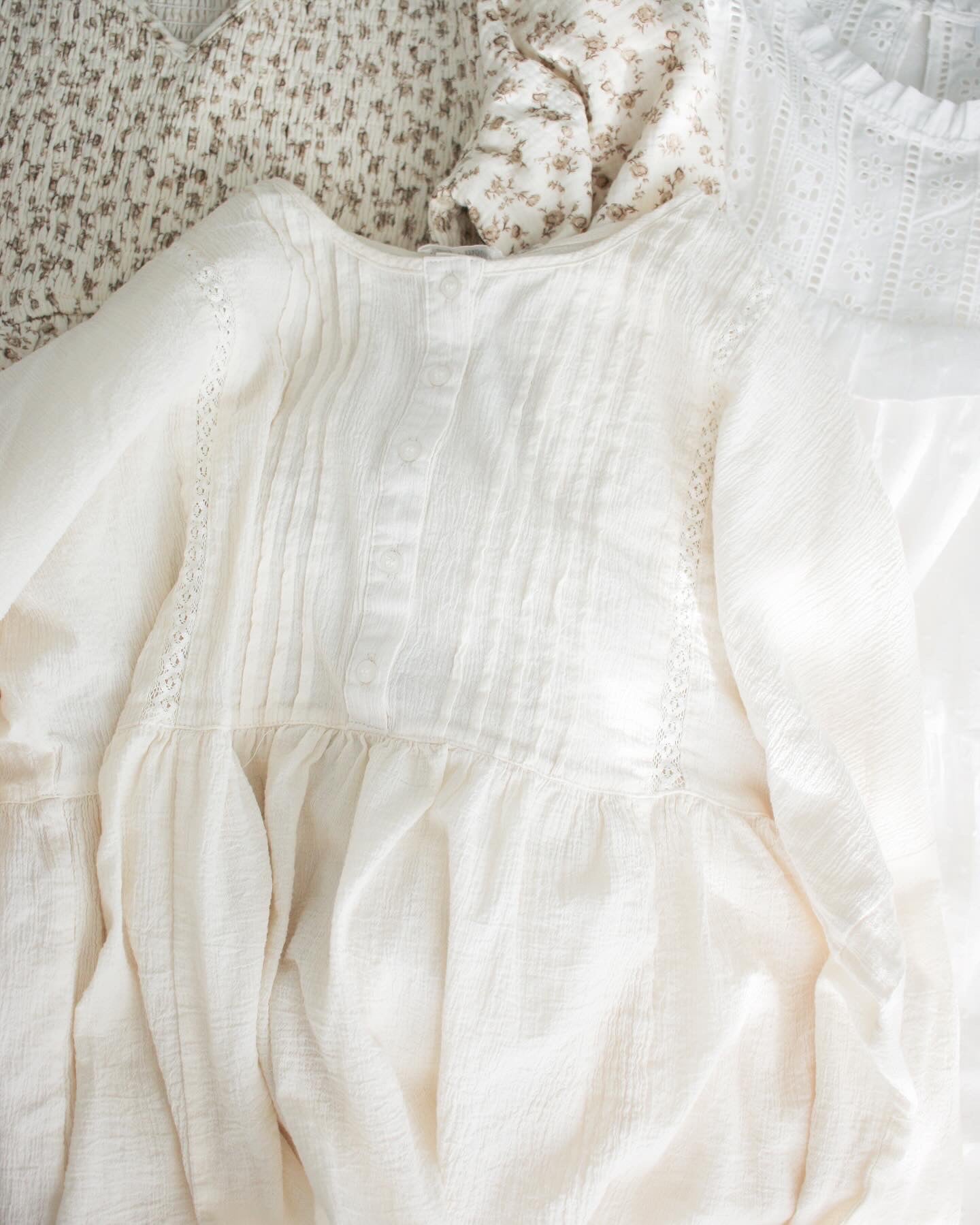 Lilias Blouse in Bavarian Cream