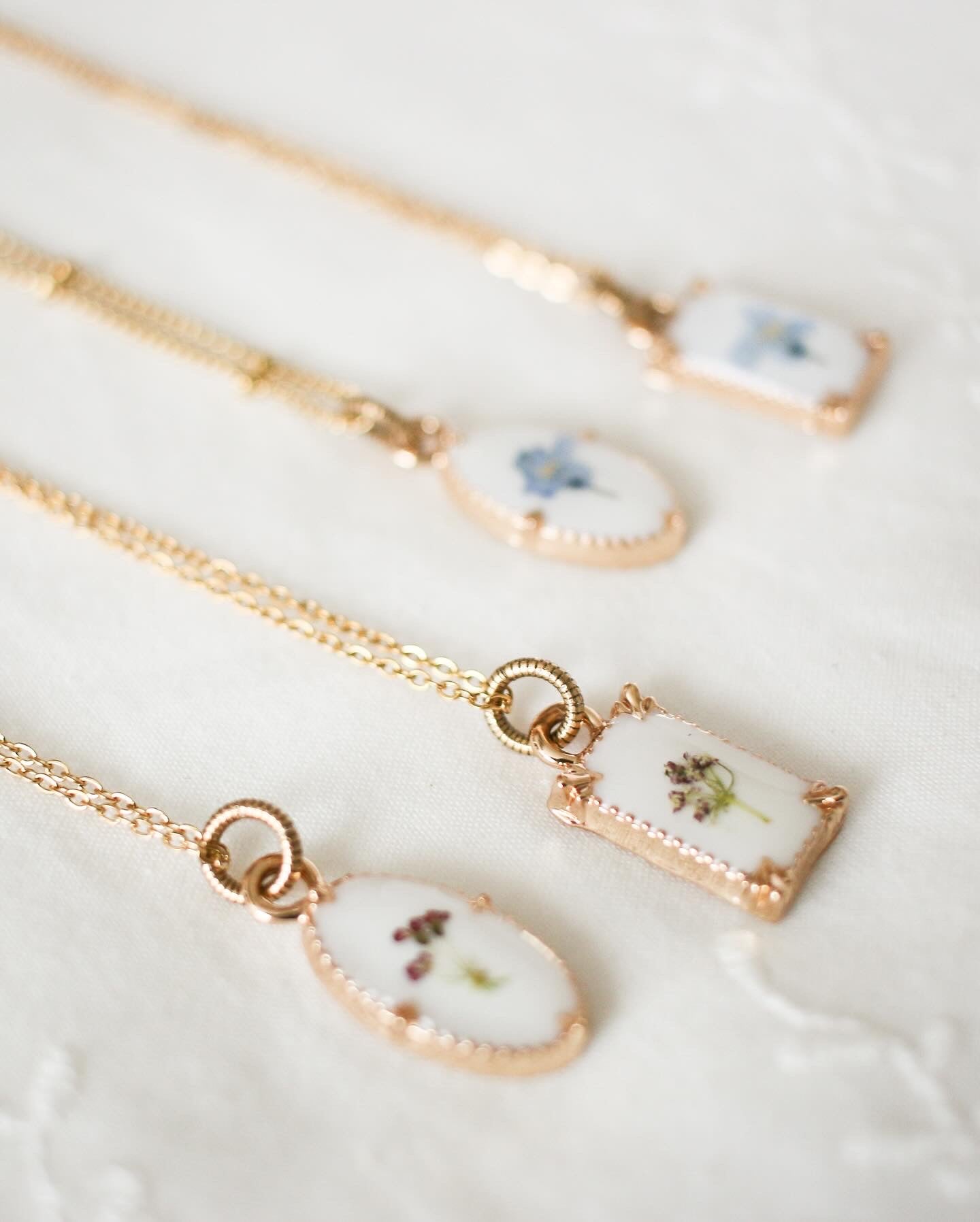 The Lydia Necklace (chocolate Queen Anne's lace)