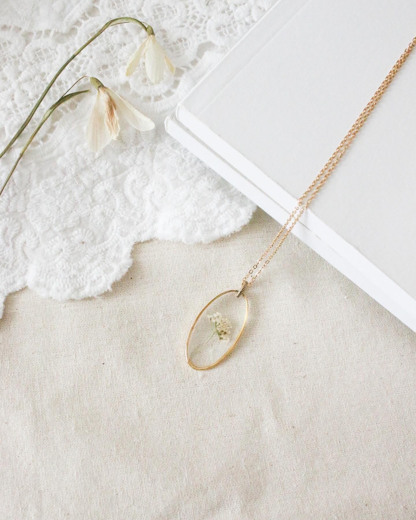 Pemberley Garden Necklace (Queen Anne's lace)