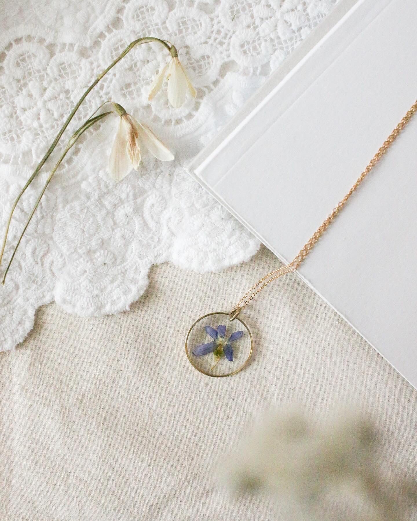 Pemberley Garden Necklace (Violet Flower)