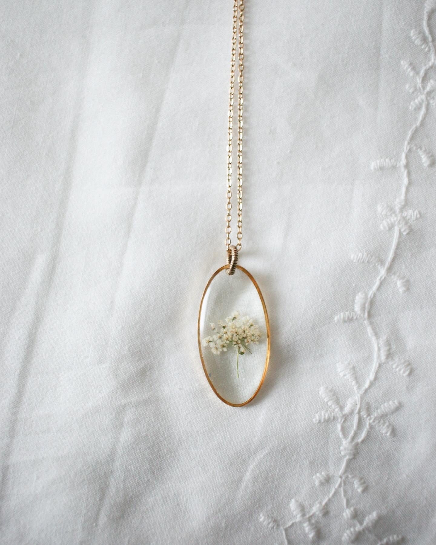 Pemberley Garden Necklace (Queen Anne's lace)