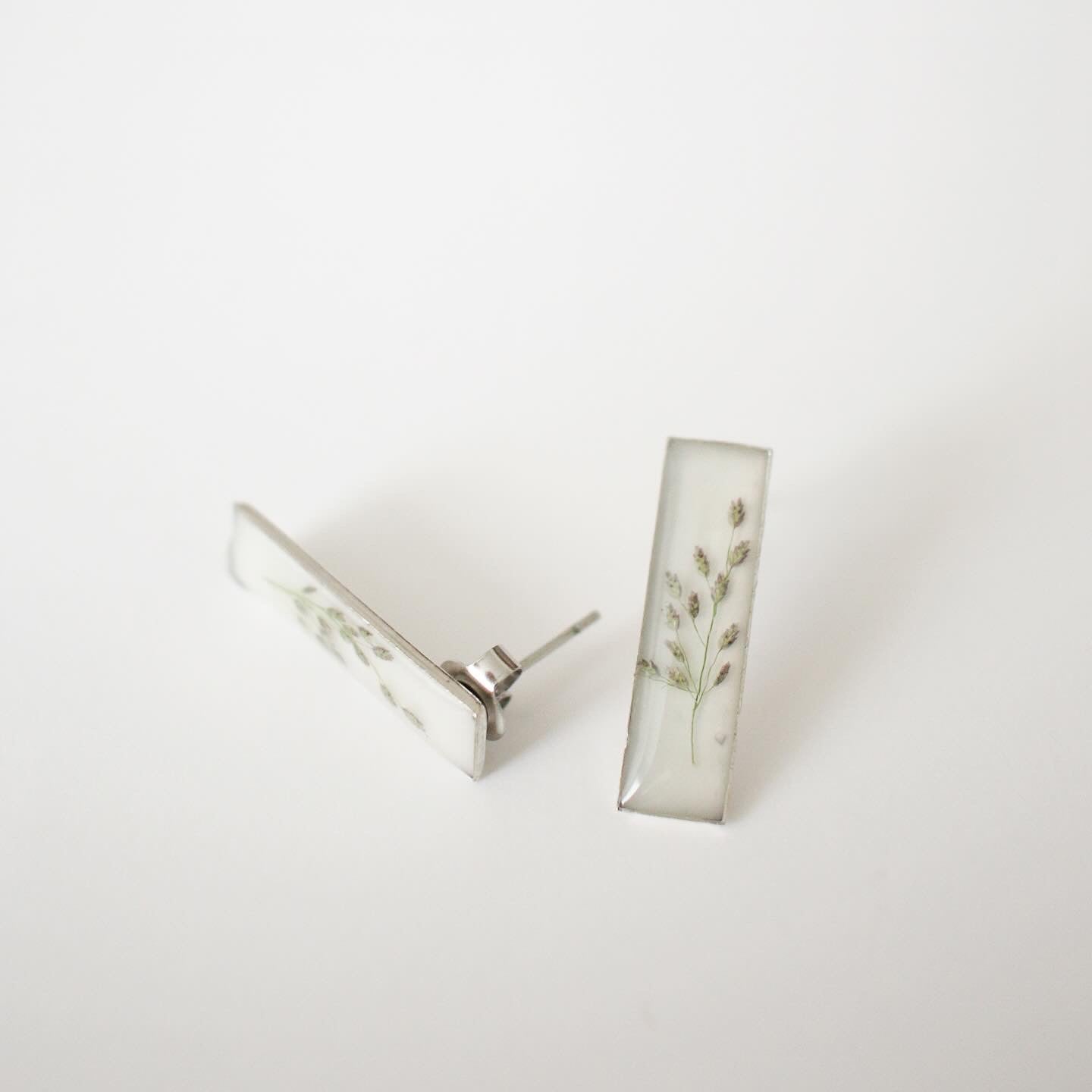 Winter Fields Bar Studs