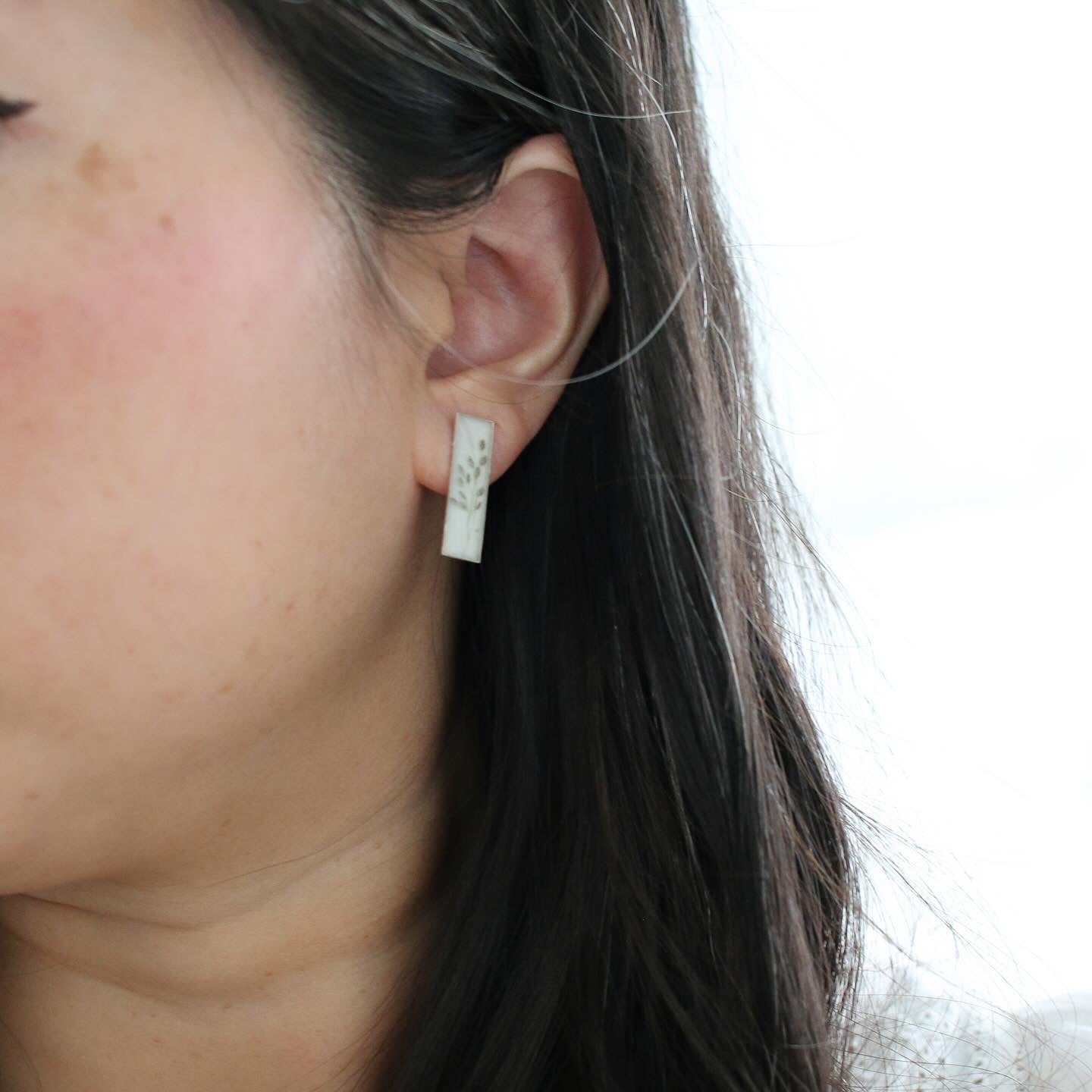 Winter Fields Bar Studs