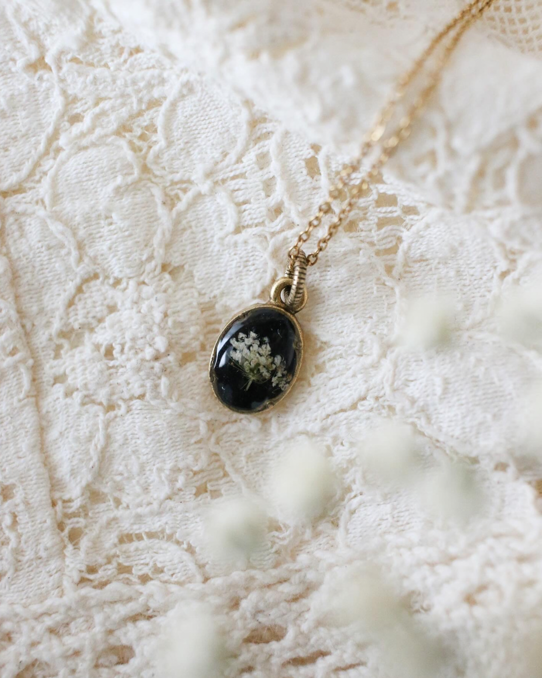 The Elizabeth Heirloom Necklace