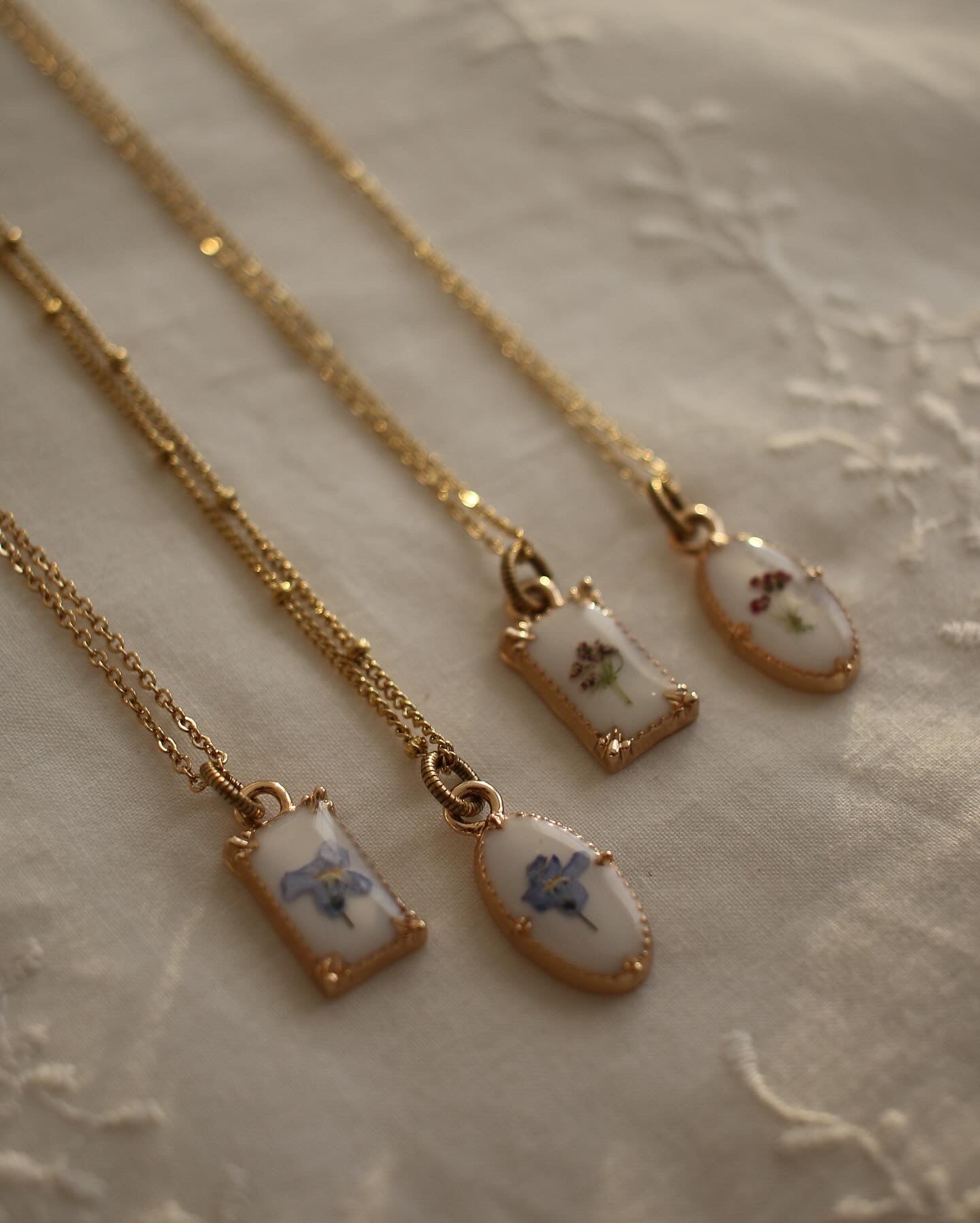 The Lydia Necklace (chocolate Queen Anne's lace)
