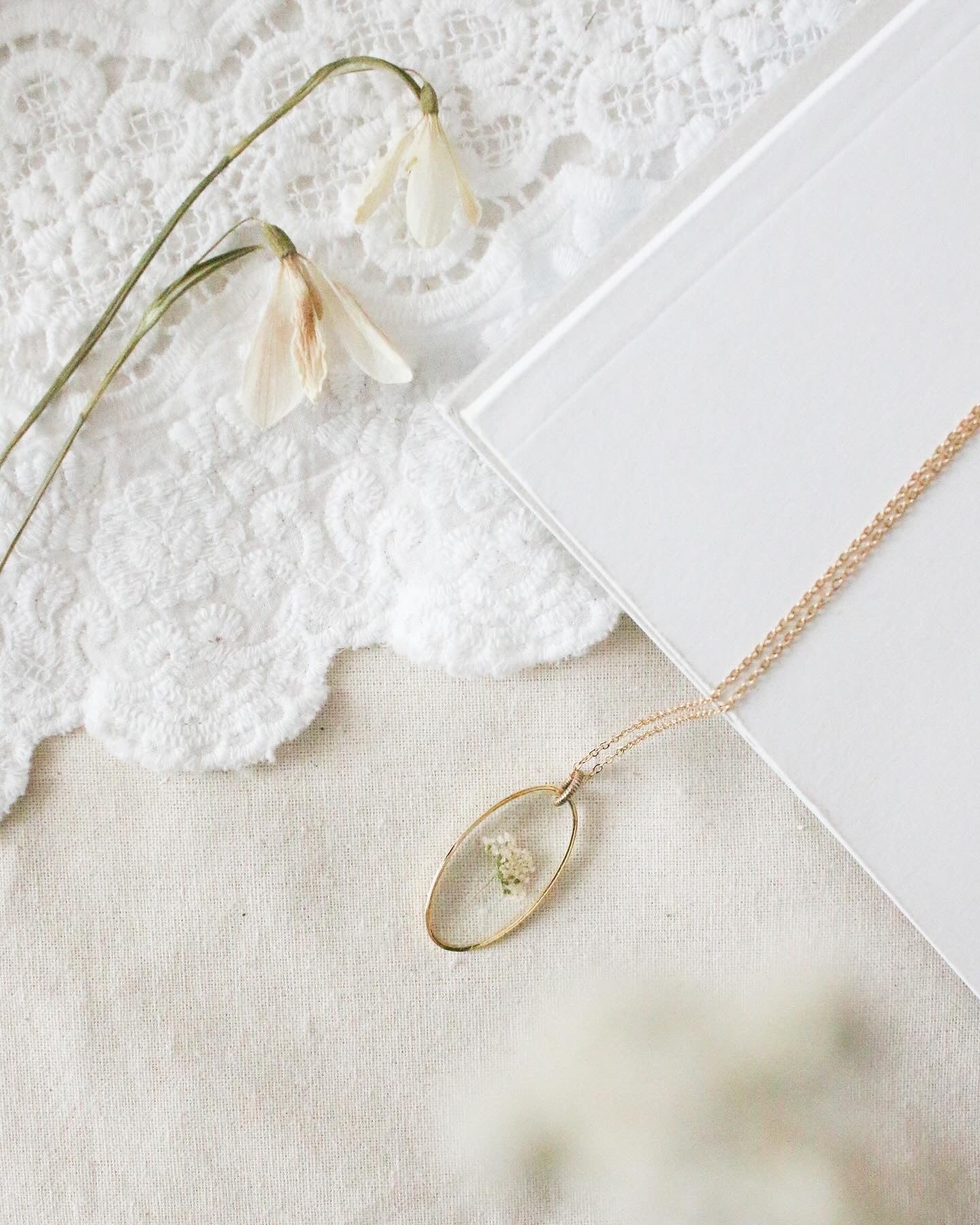 Pemberley Garden Necklace (Queen Anne's lace)