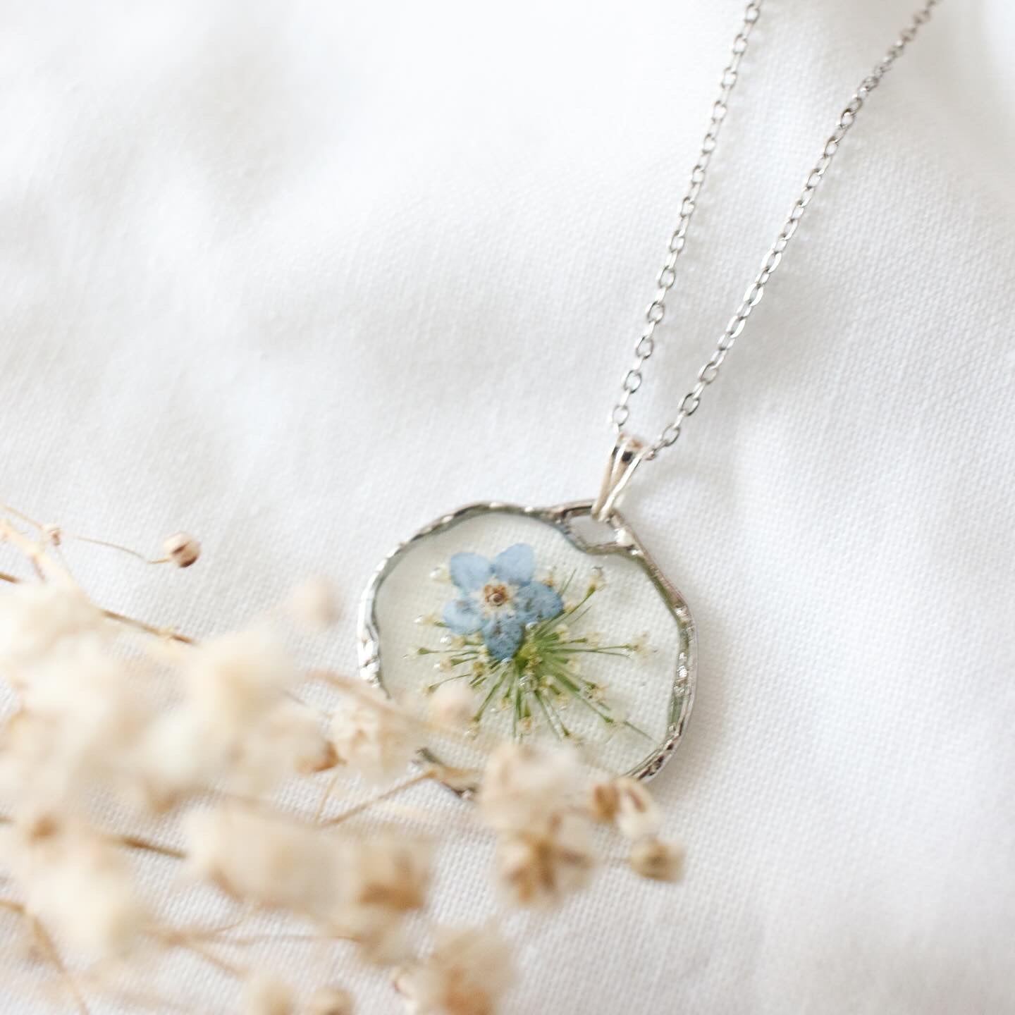 The Trouvaille Blue Forget Me Not Necklace in Silver