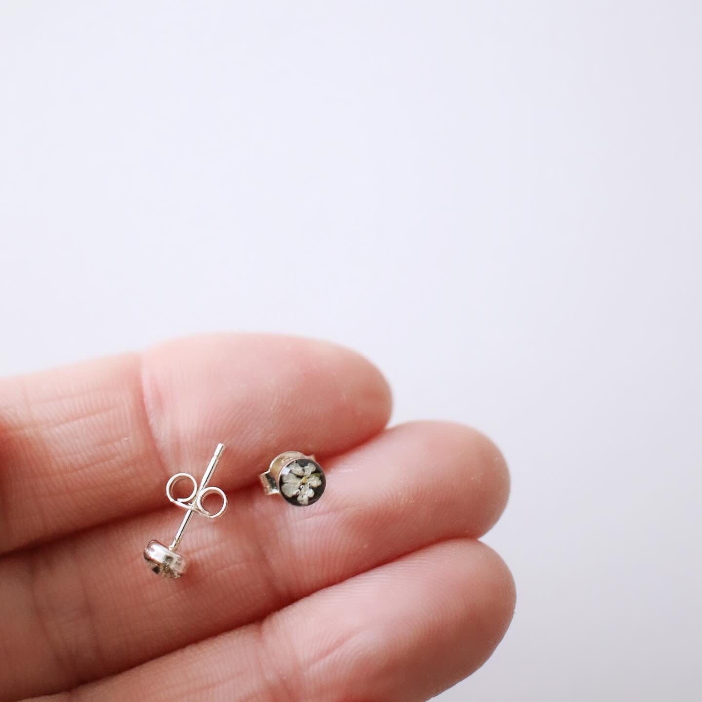 Silver Tiny Fleurs Earring Studs
