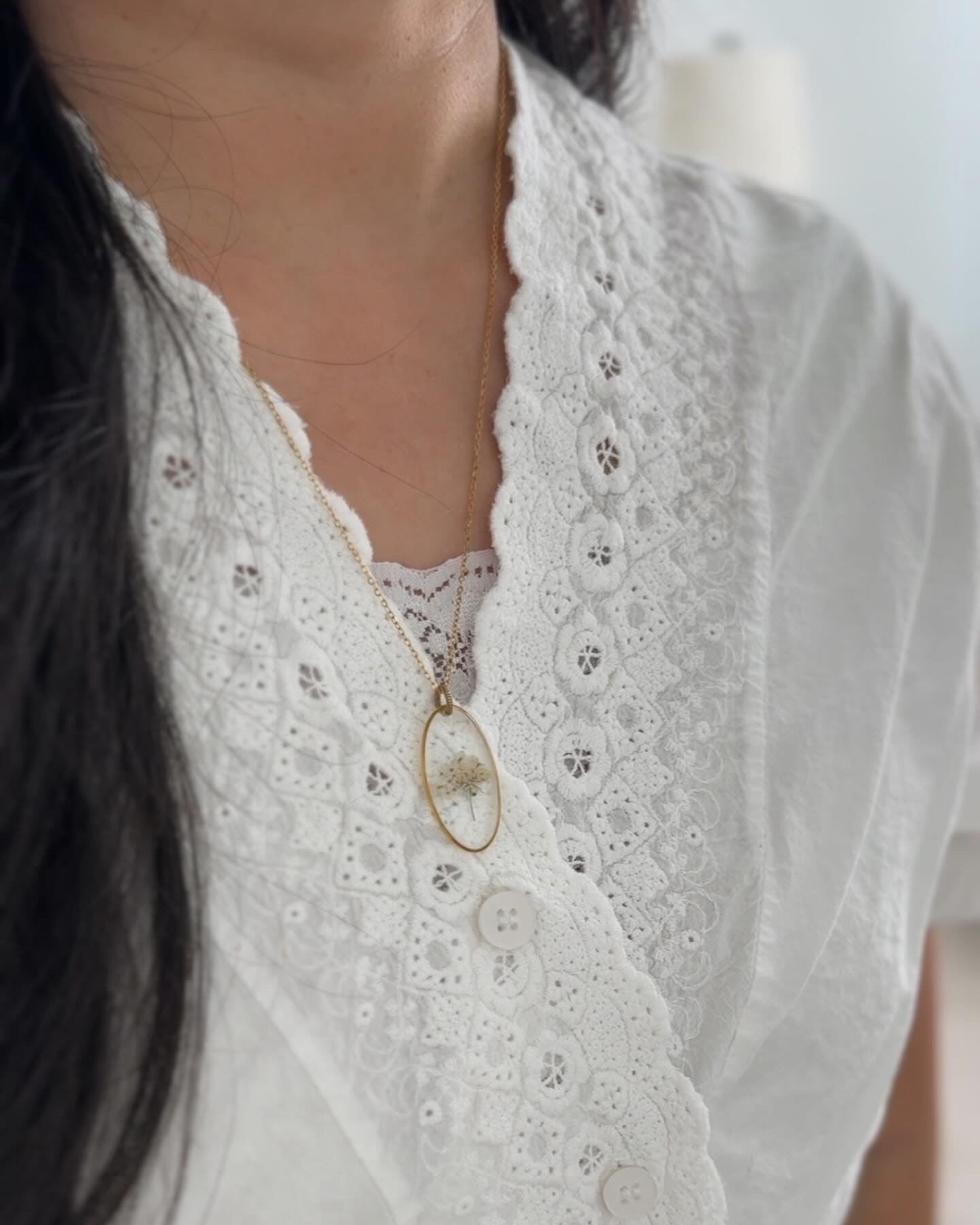 Pemberley Garden Necklace (Queen Anne's lace)