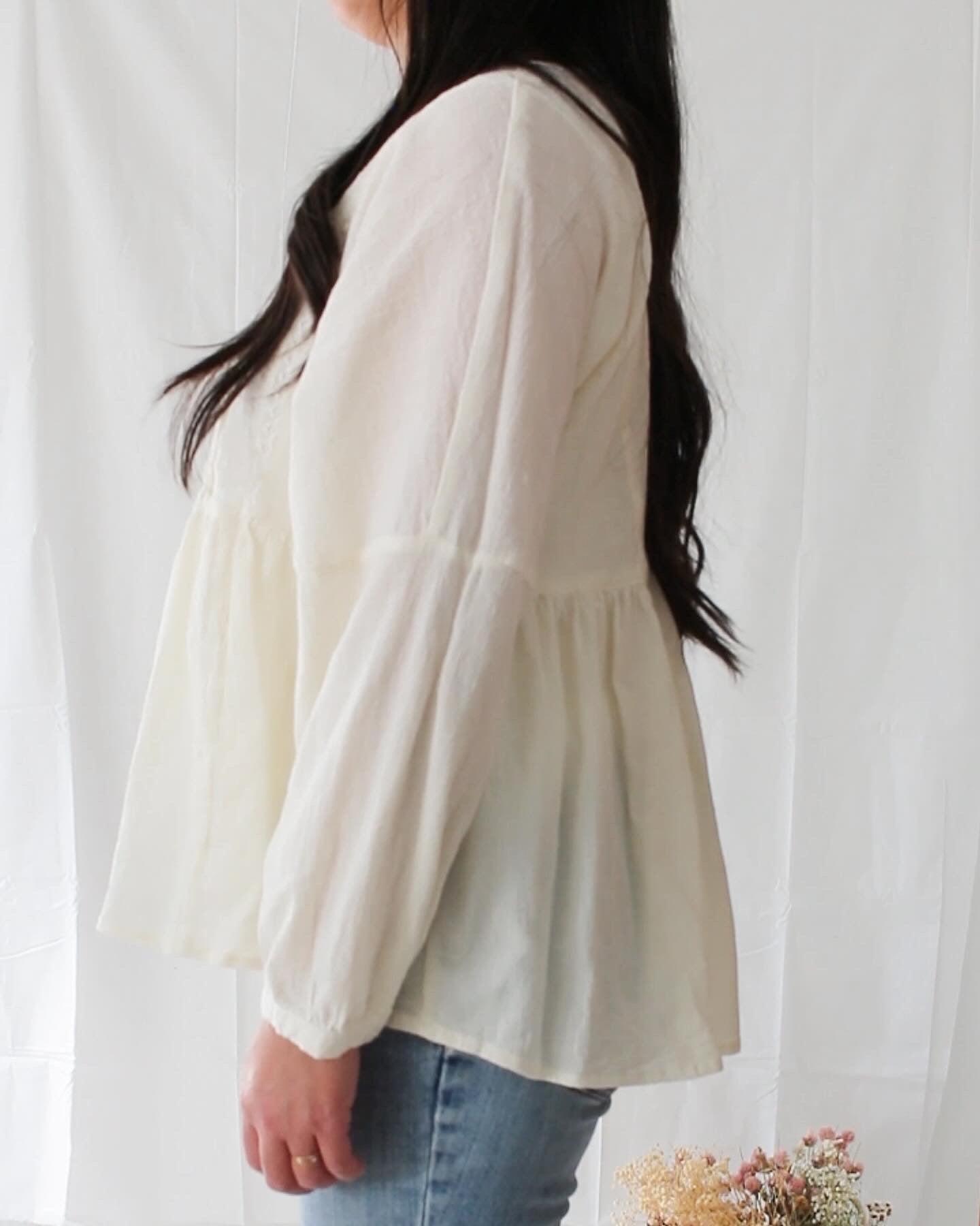 Lilias Blouse in Bavarian Cream