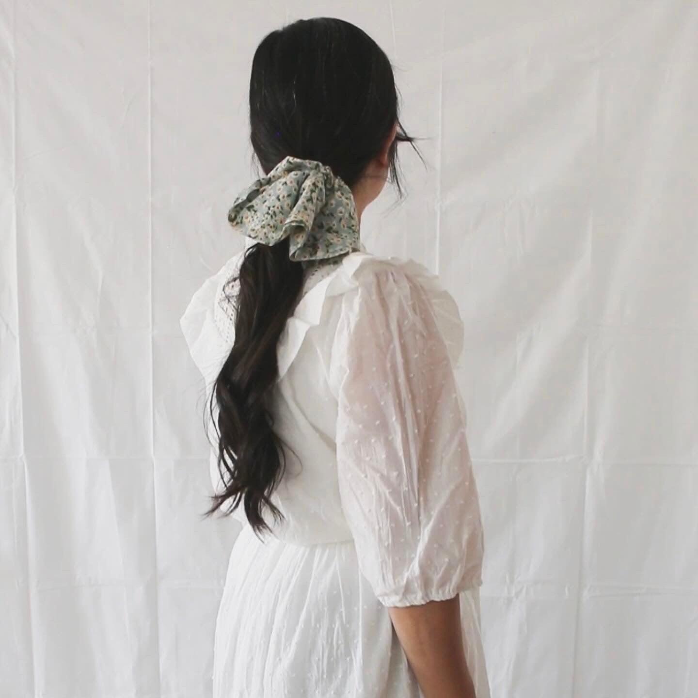 Garden Oversized Scrunchie