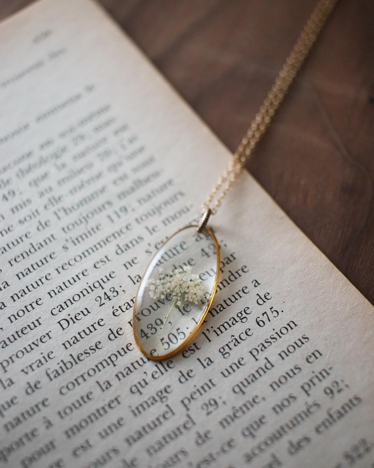Pemberley Garden Necklace (Queen Anne's lace)