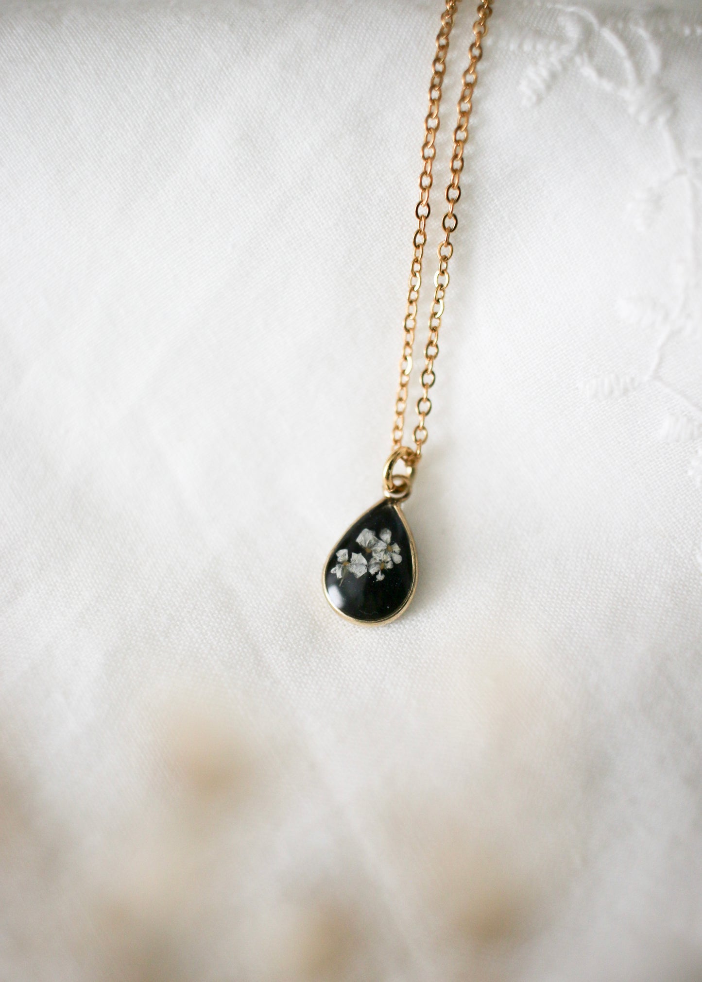 Heirloom Marilla Necklace (Modern)