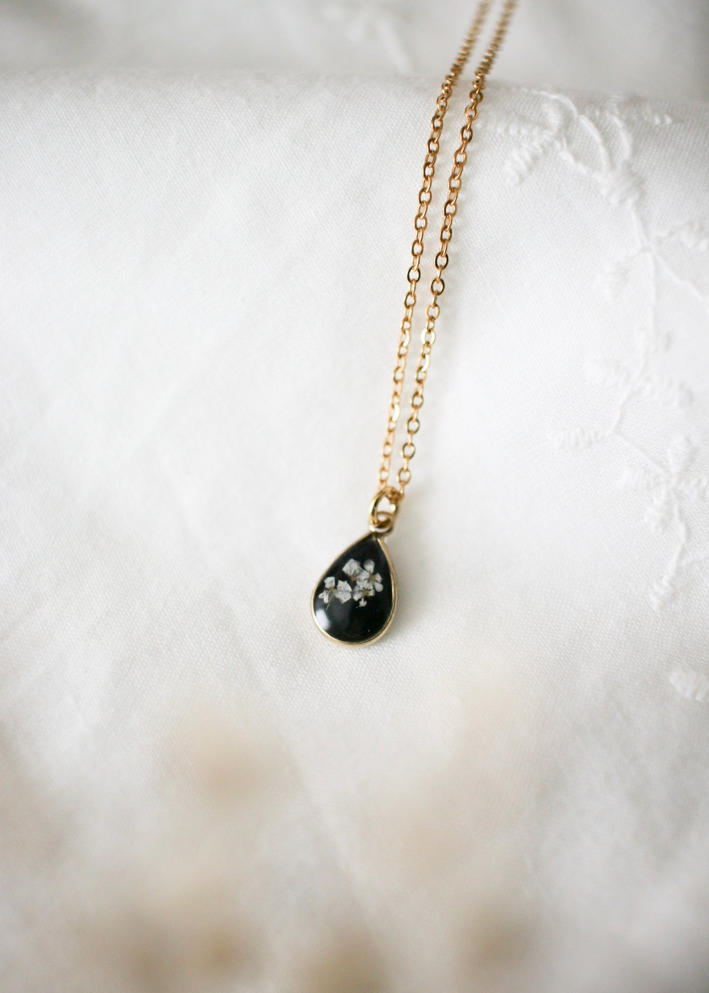 Heirloom Marilla Necklace (Modern)