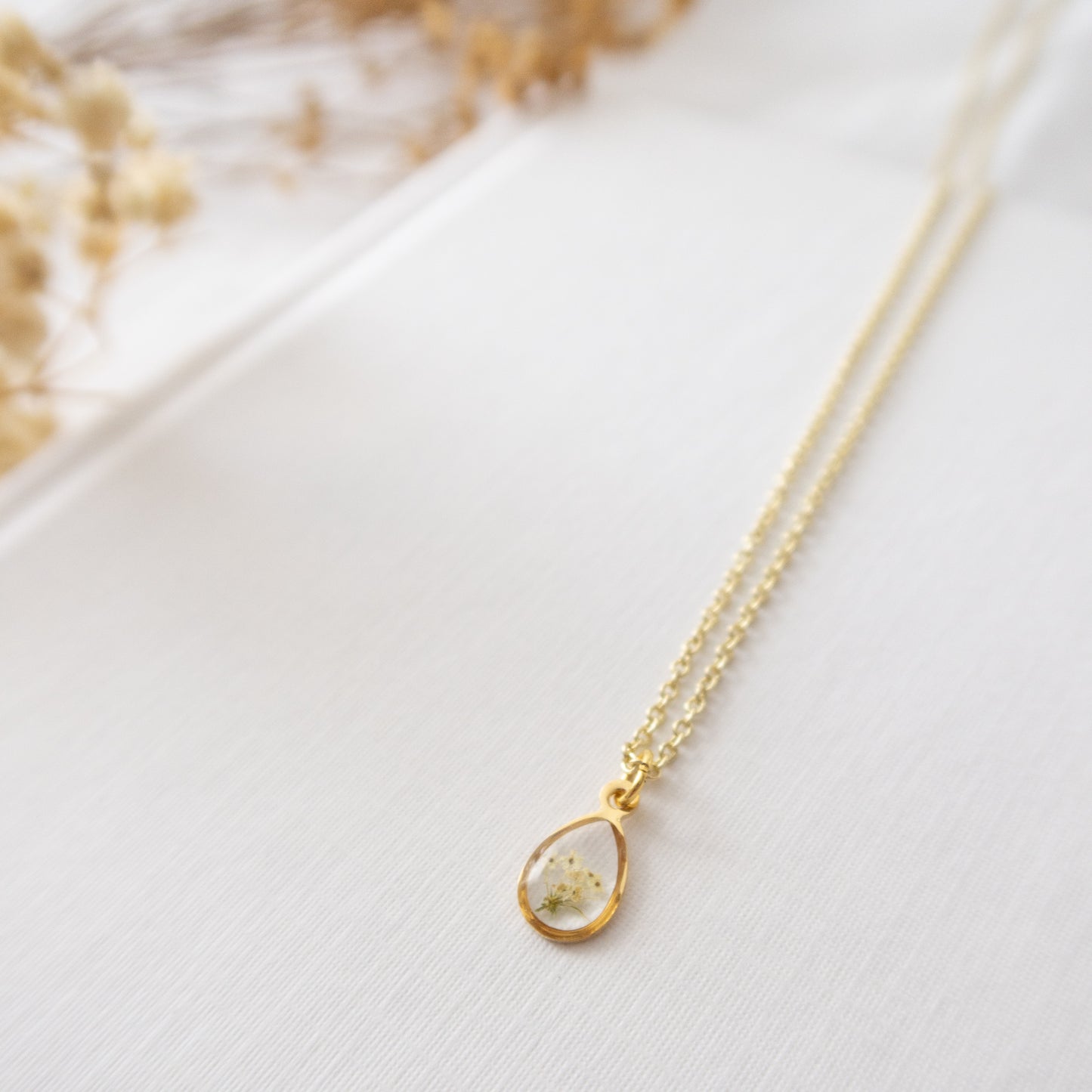 Raindrop Queen Anne's Lace Necklace