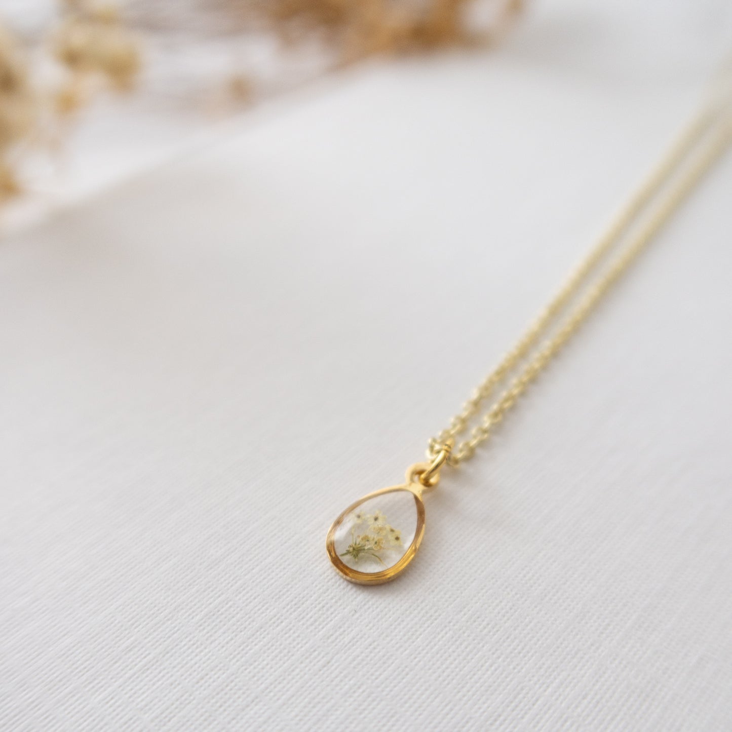 Raindrop Queen Anne's Lace Necklace