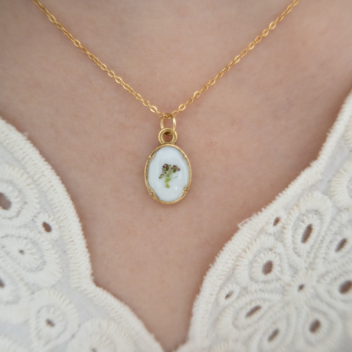 Diana Oval Necklace