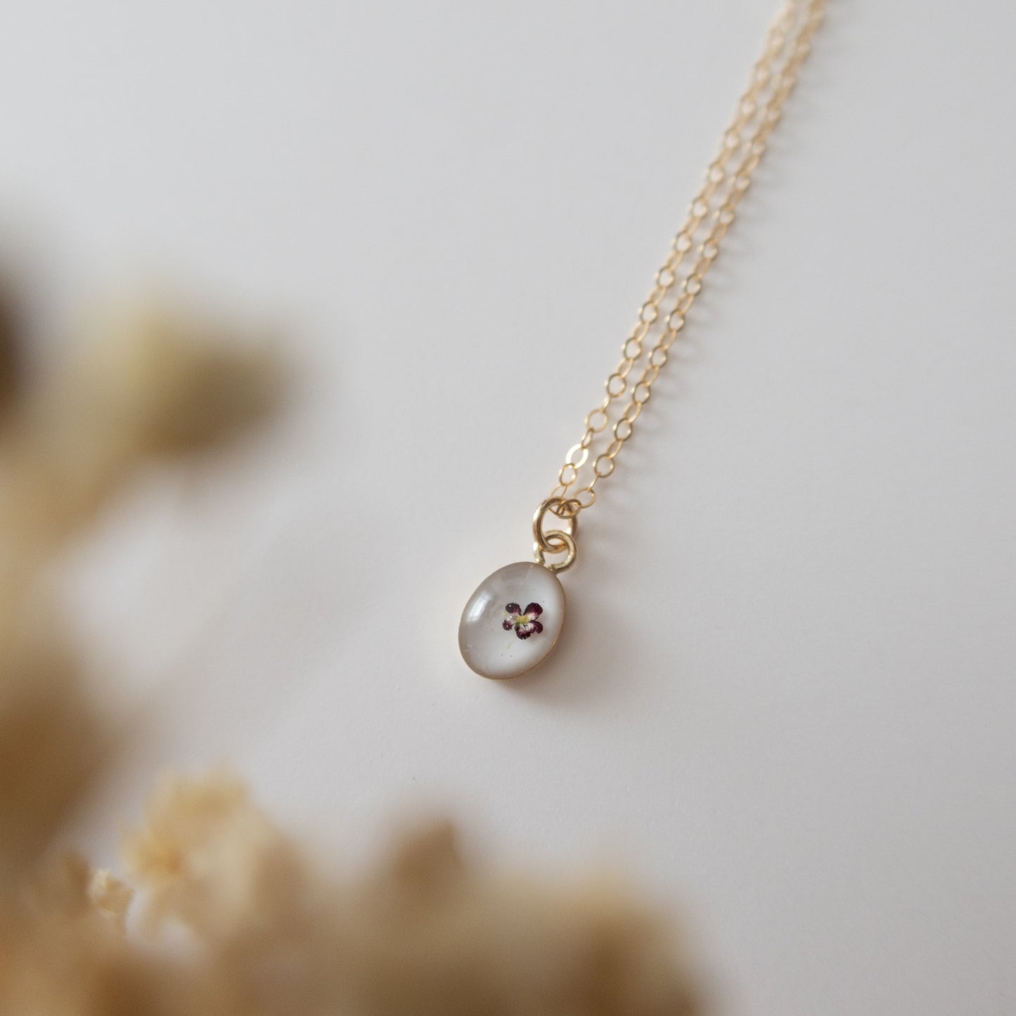 Simple Diana Necklace in Chocolate