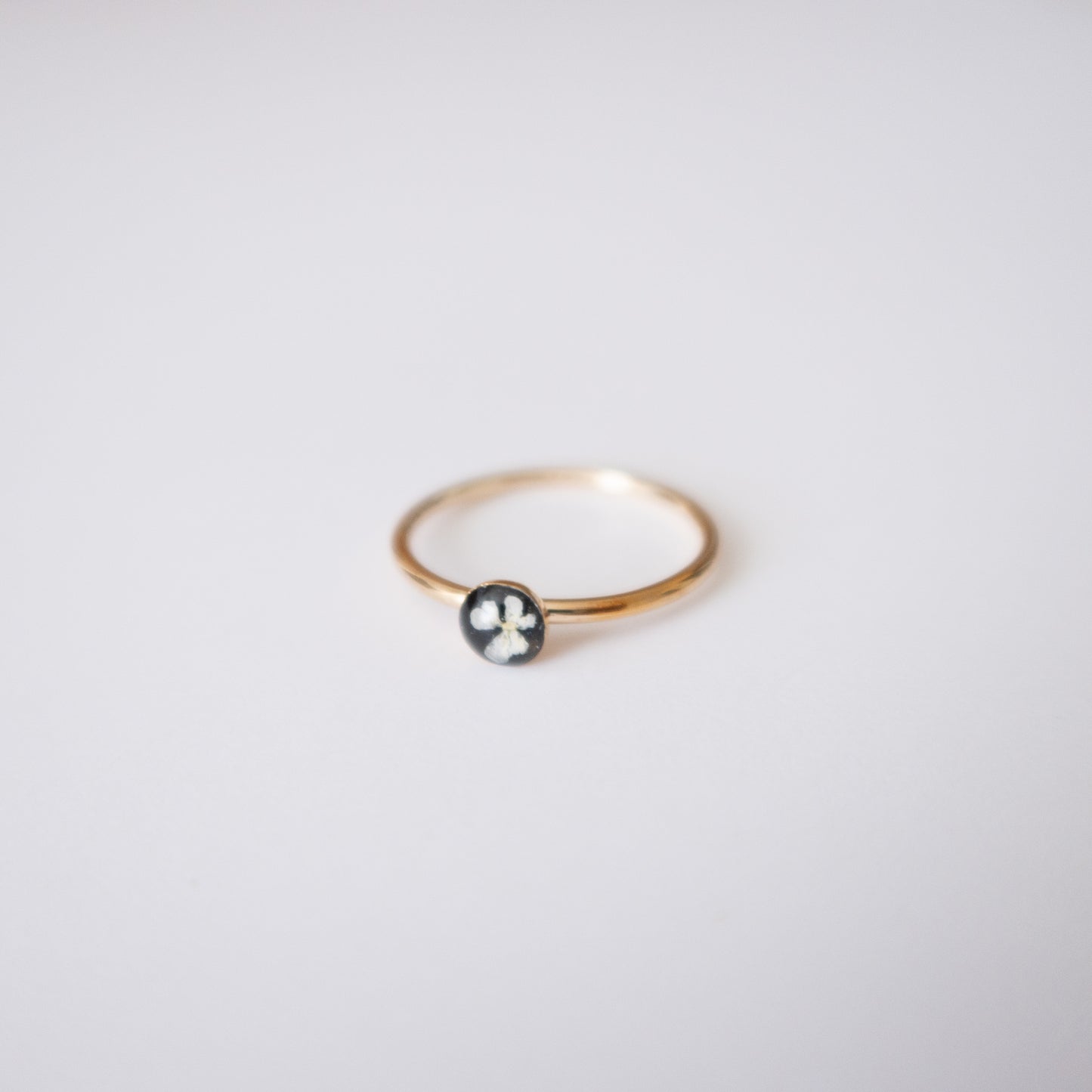 Simple Fleurs Ring