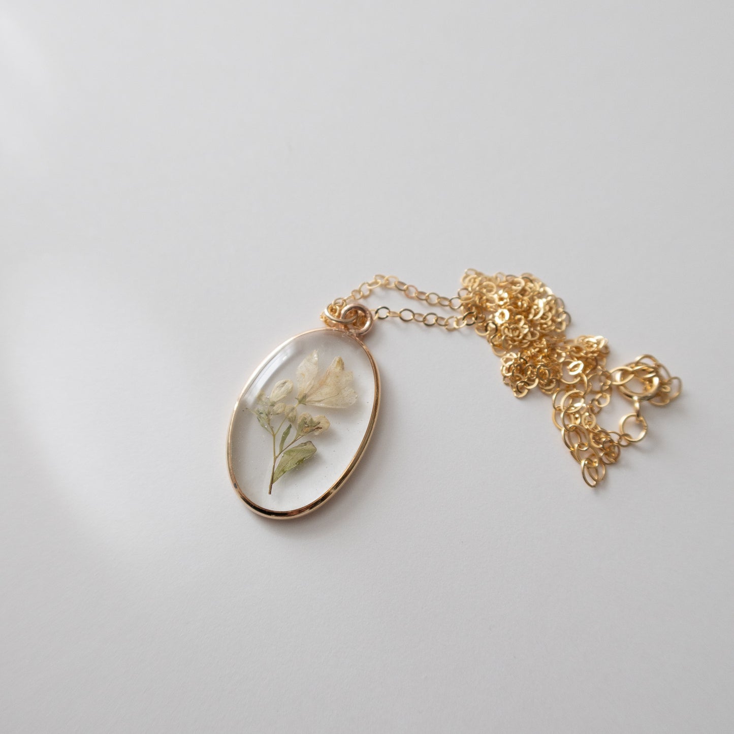 Simple Wildflowers Oval Pendant