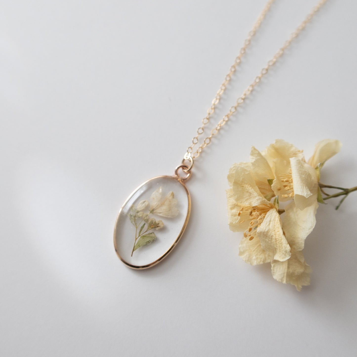 Simple Wildflowers Oval Pendant
