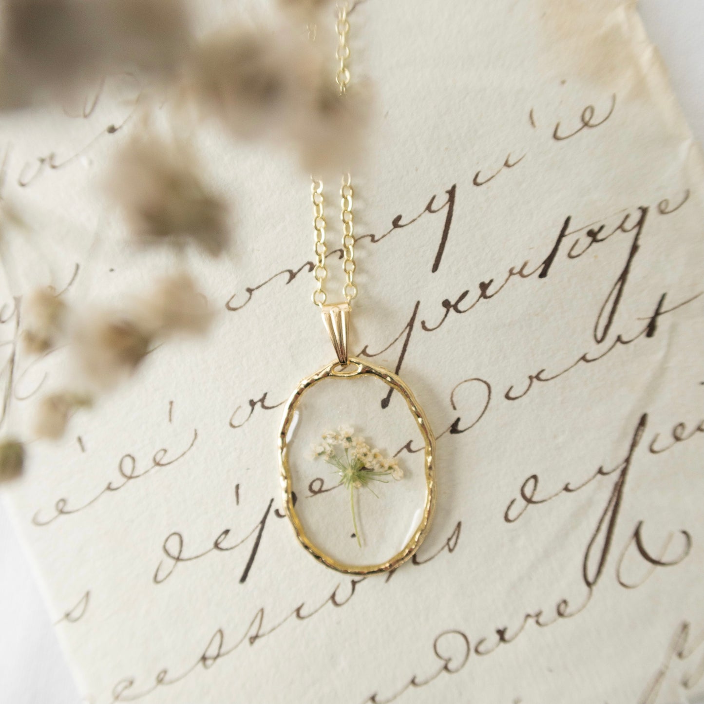 Queen Anne's Lace Pendant