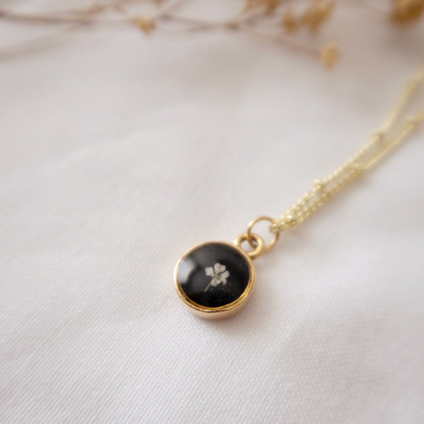 The Tiny Fleur Circle Pendant