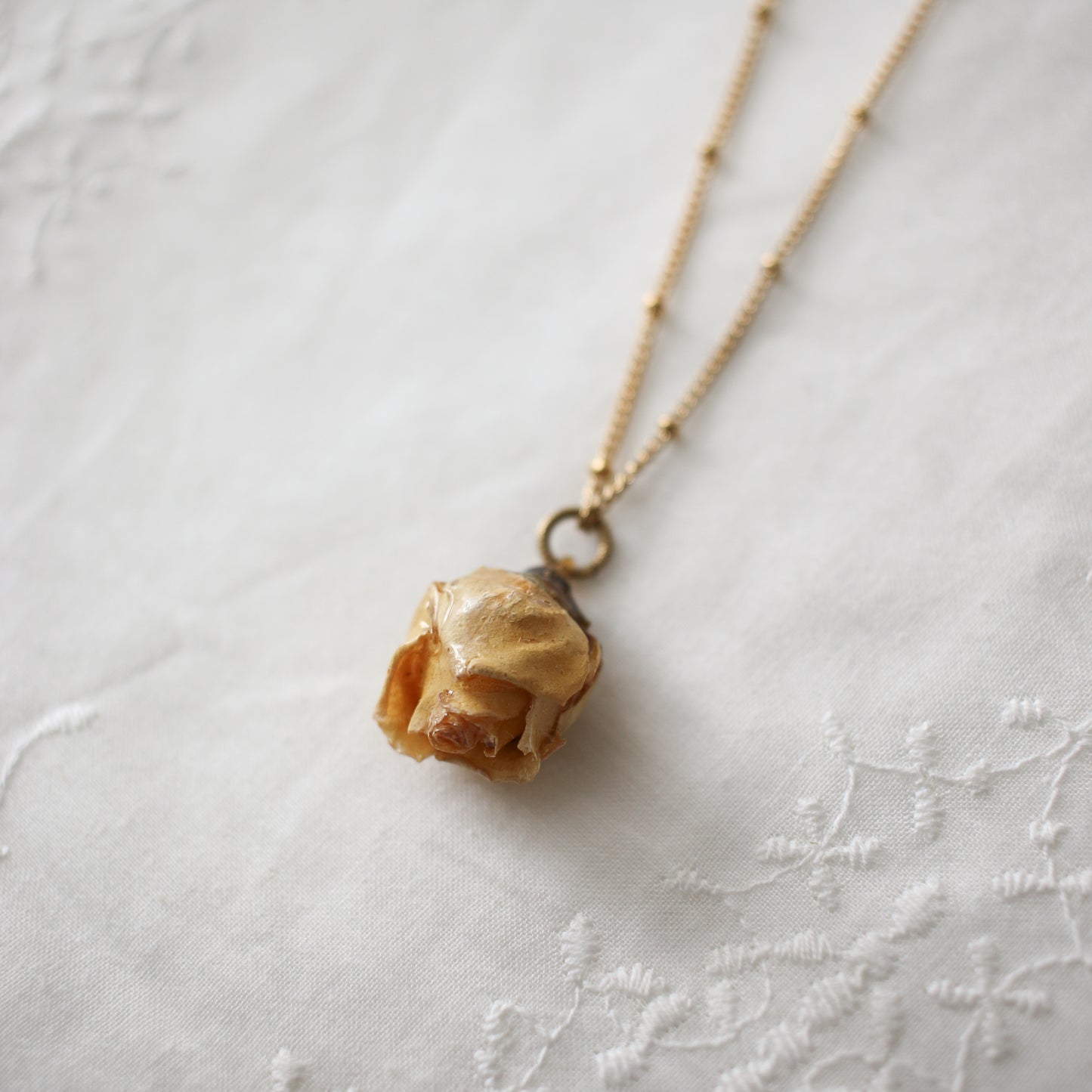 Garden Rose Necklace in Honey