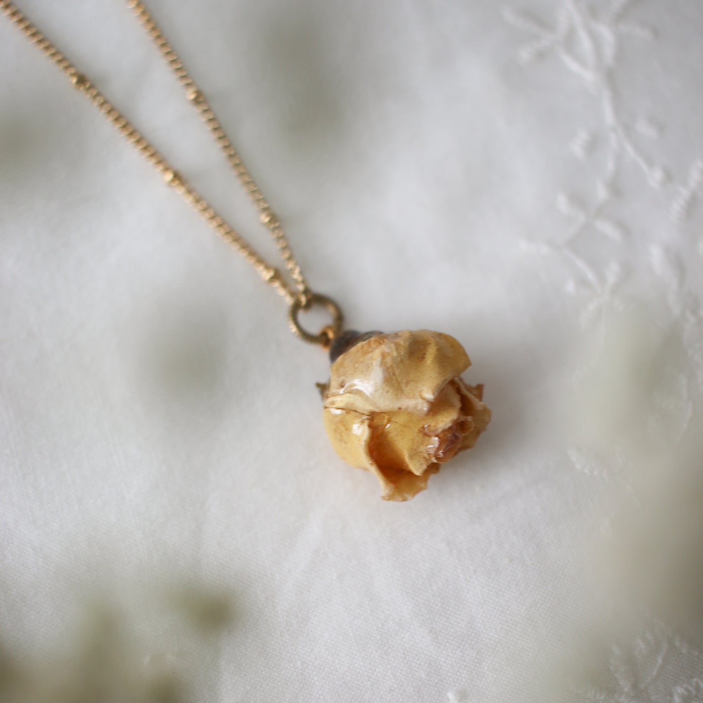 Garden Rose Necklace in Honey