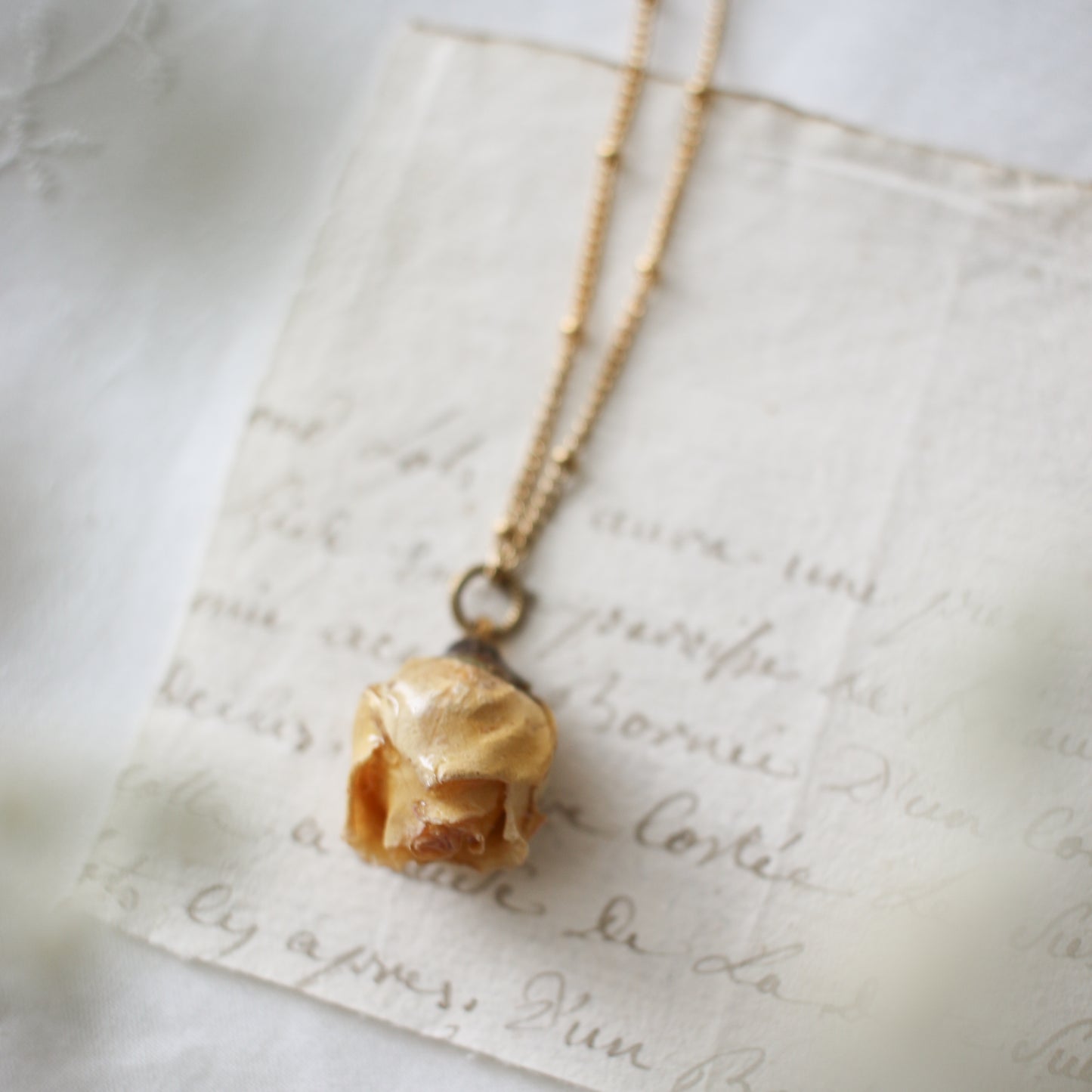 Garden Rose Necklace in Honey