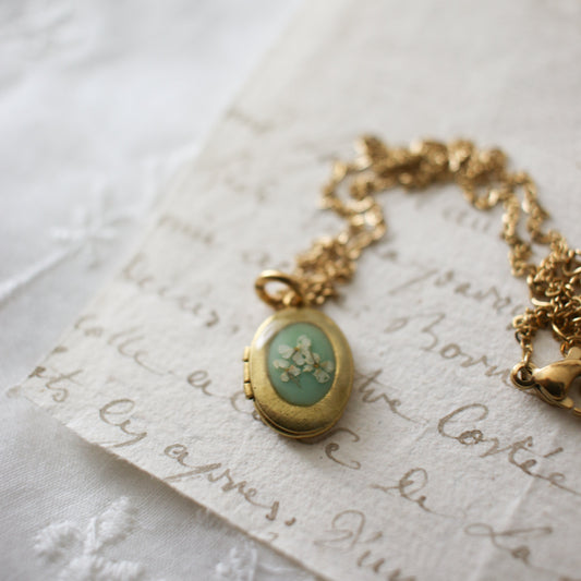 Archibald Locket in pistachio (wholesale) MSRP $35.00